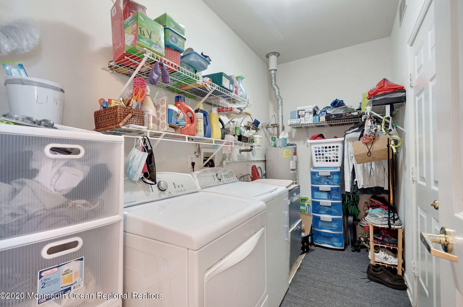 2 Stonewyck Pl, Monroe Twp NJ 08831-2670 exterior