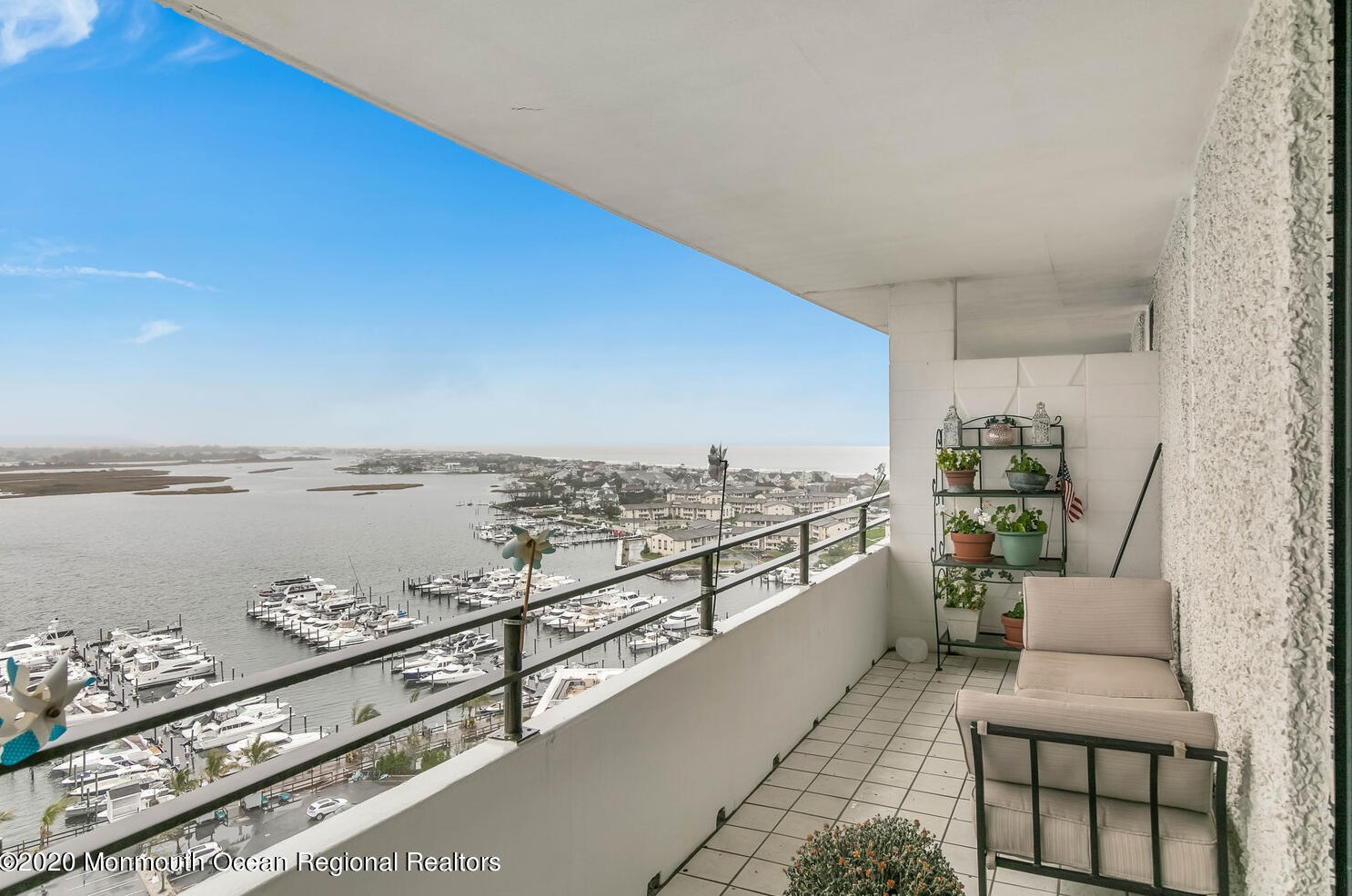 1 Channel Dr #1709, Monmouth Beach, NJ 07750