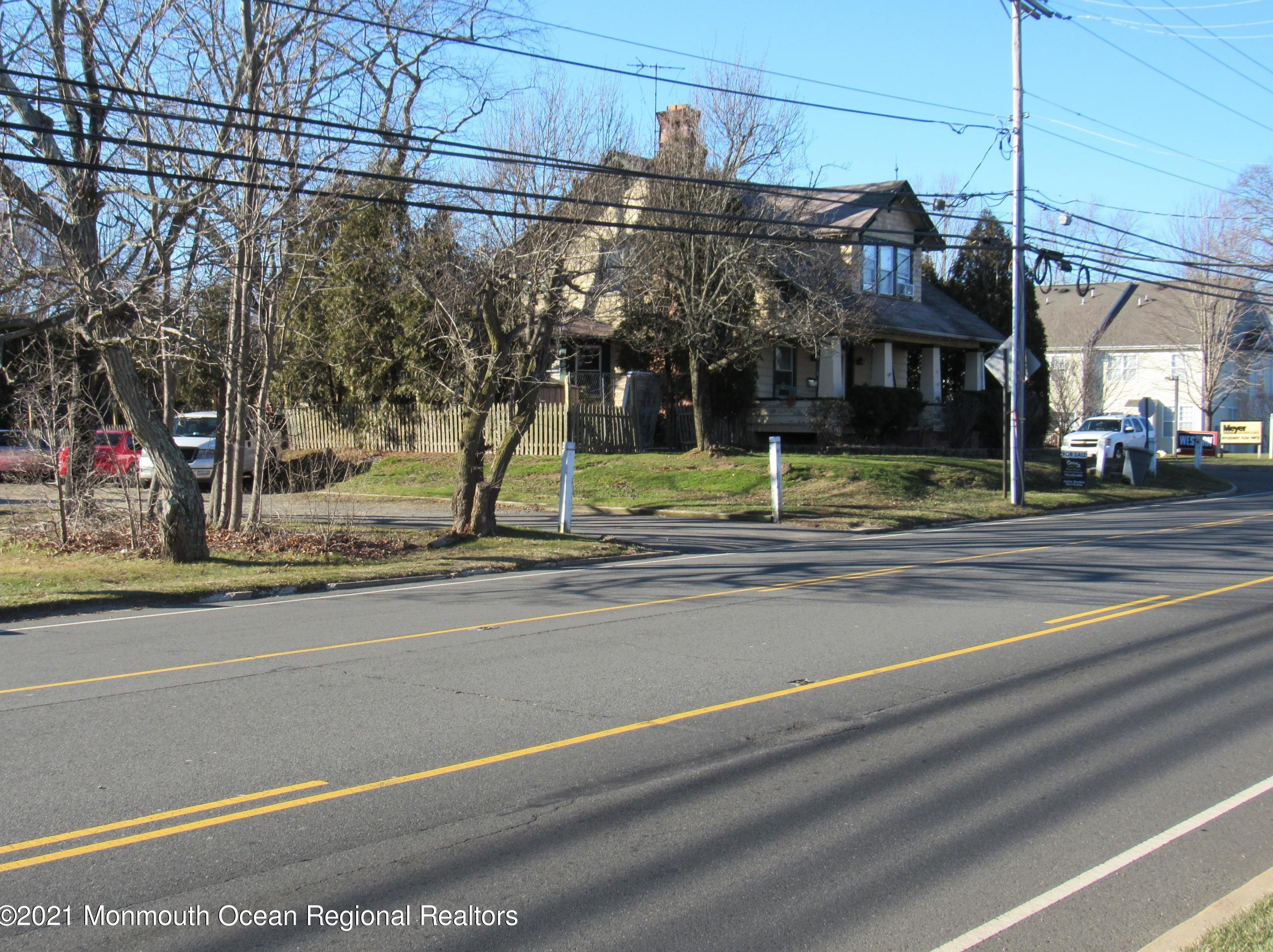 19 Wilson Ave, Millstone Township, NJ 07726-1569