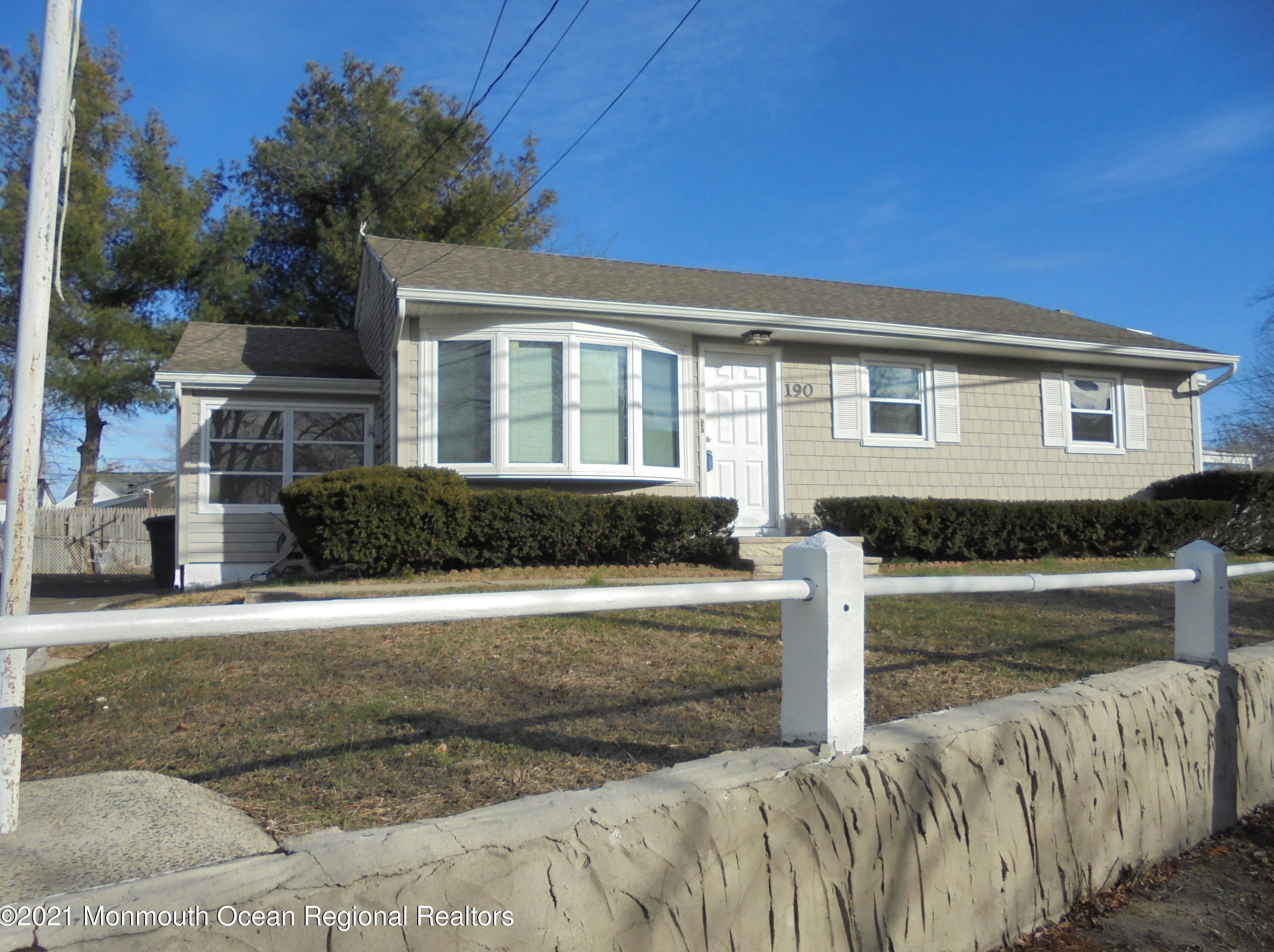 190 Creek Rd, Ideal Beach, NJ 07734-1532