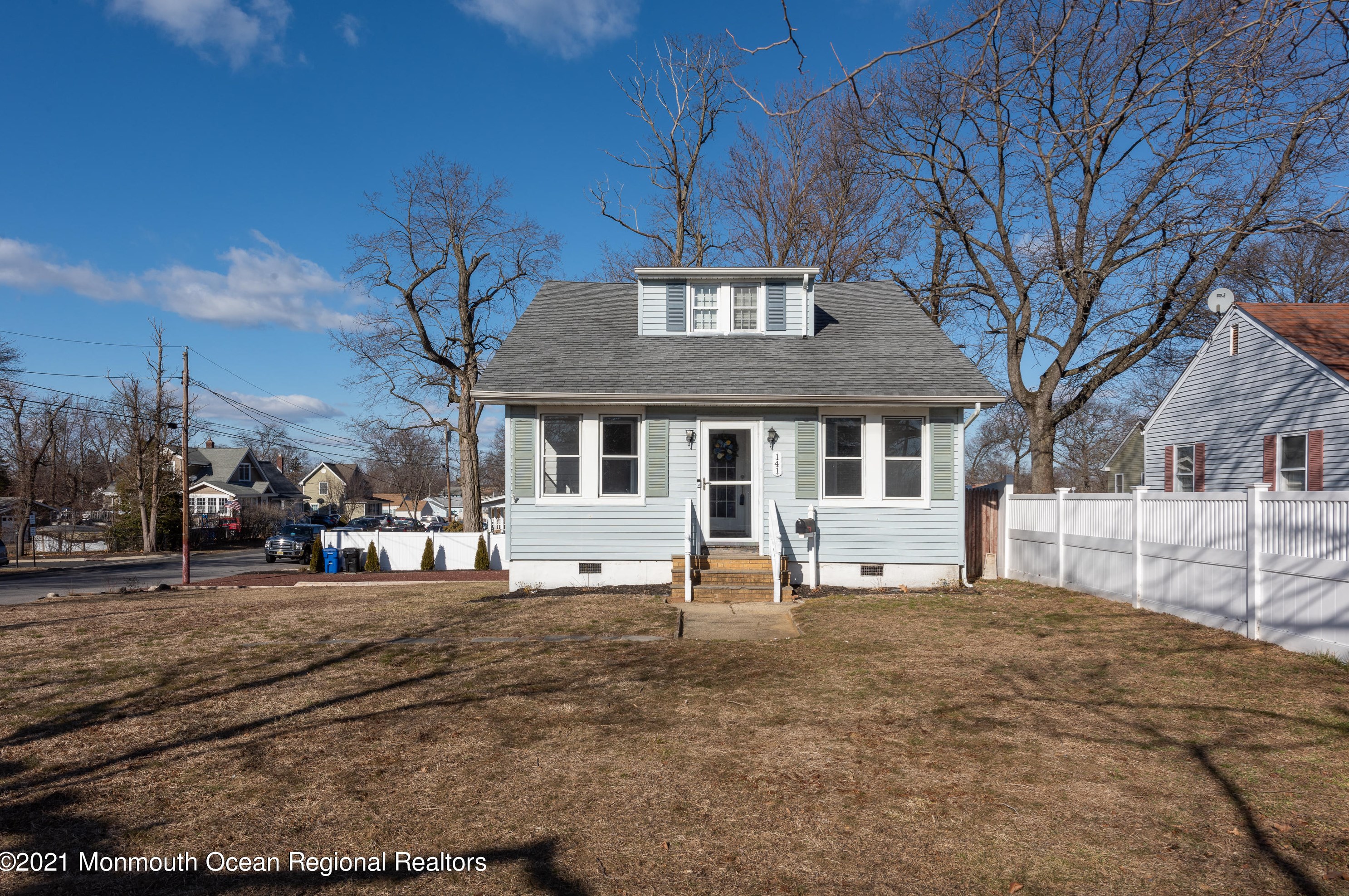 141 Leonardville Rd, Belford, NJ 07718-1159