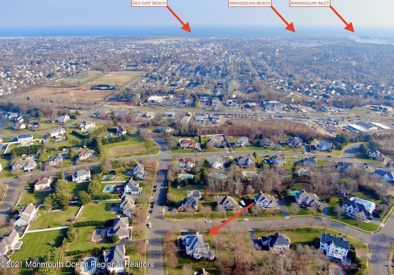 1357 Winter View Rd, Wall Township, NJ 08736-1137