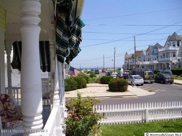 21 Pitman Ave, Ocean Grove, NJ 07756