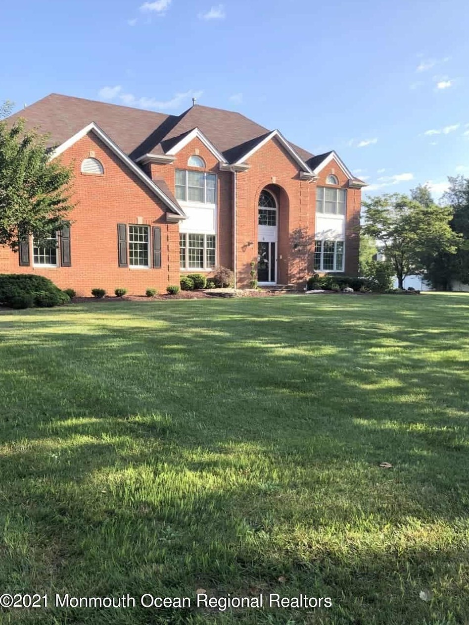 6 Grandview Ln, Millstone Township, NJ 07726-4241