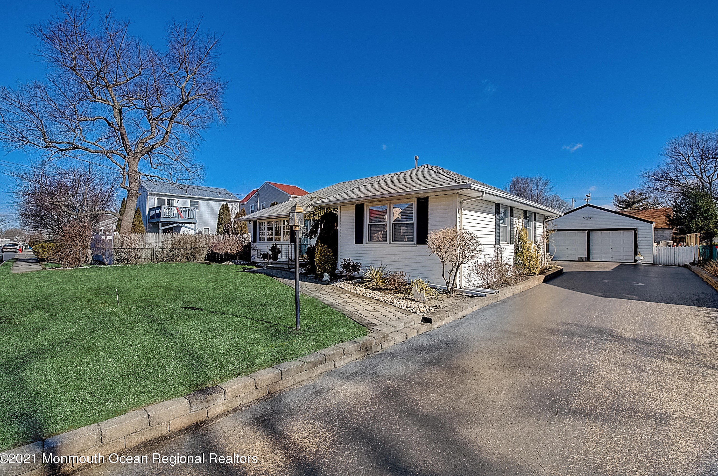 84 Essex Ave, Ideal Beach, NJ 07734-3250