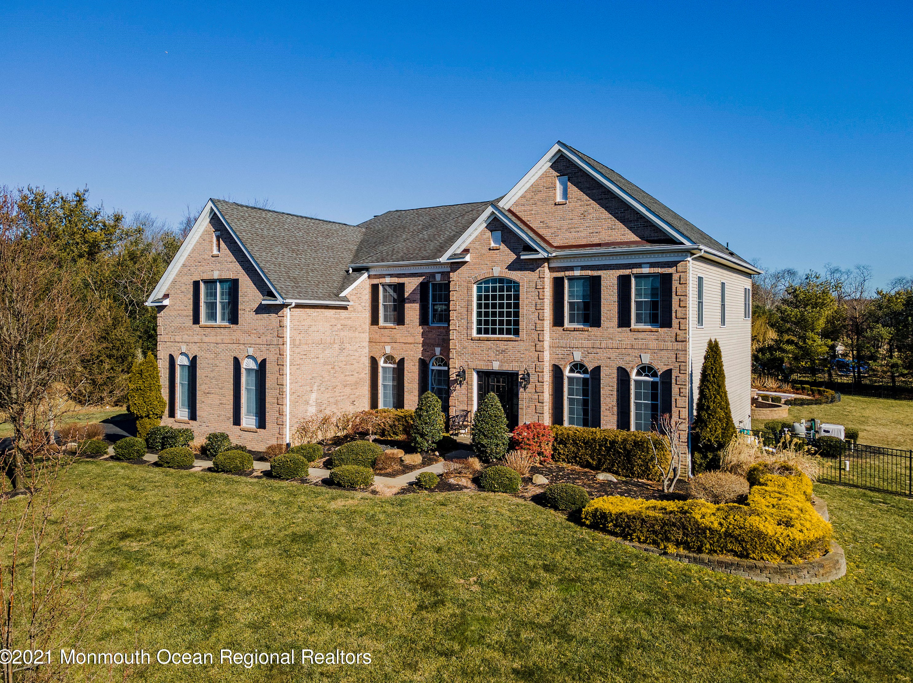 3 Natures Dr, Wall Township, NJ 07727-4208