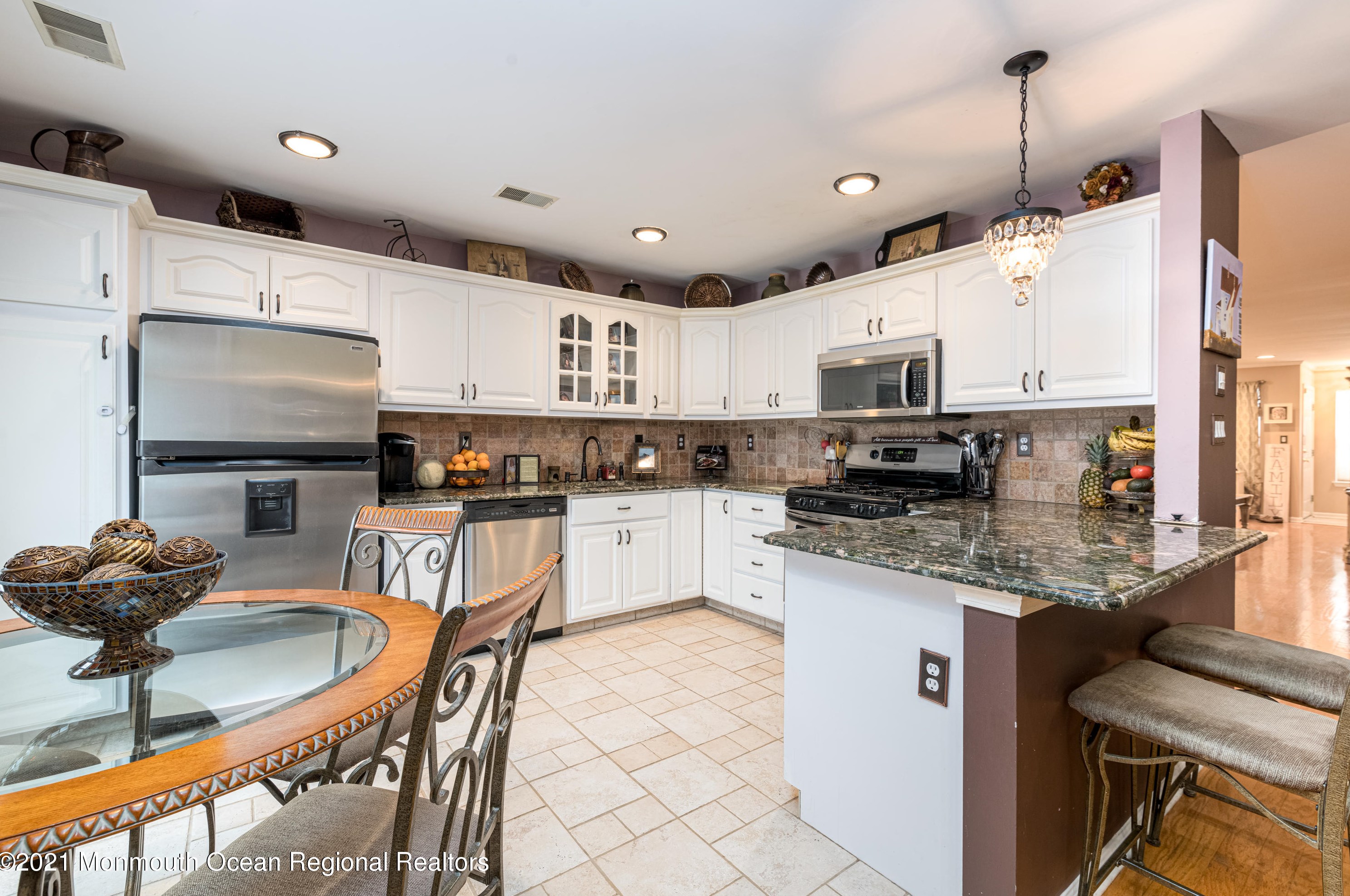 6 Nairn Rd, Millstone Township, NJ 07726-9346