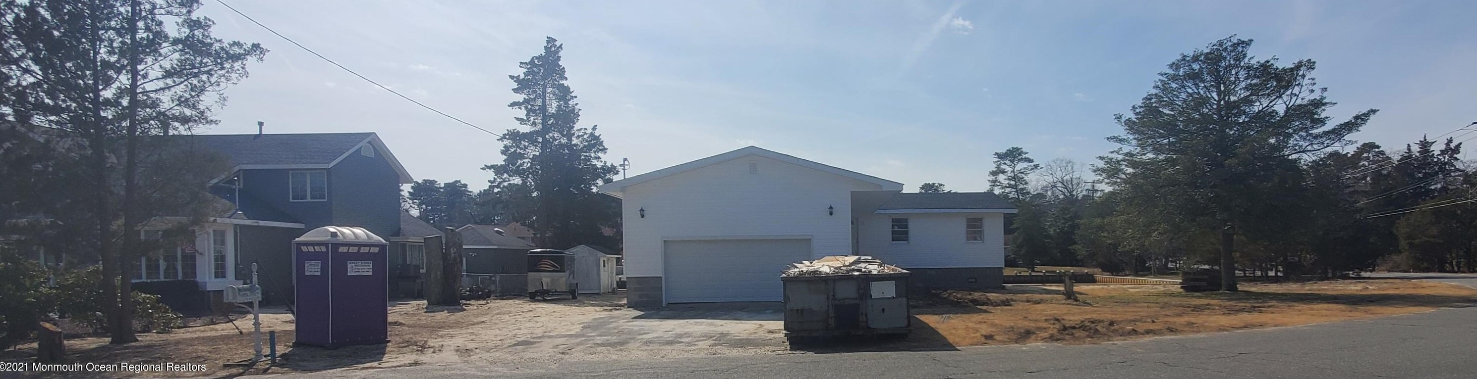 6 Atlantis Blvd, Tuckerton NJ 08087-1929 exterior