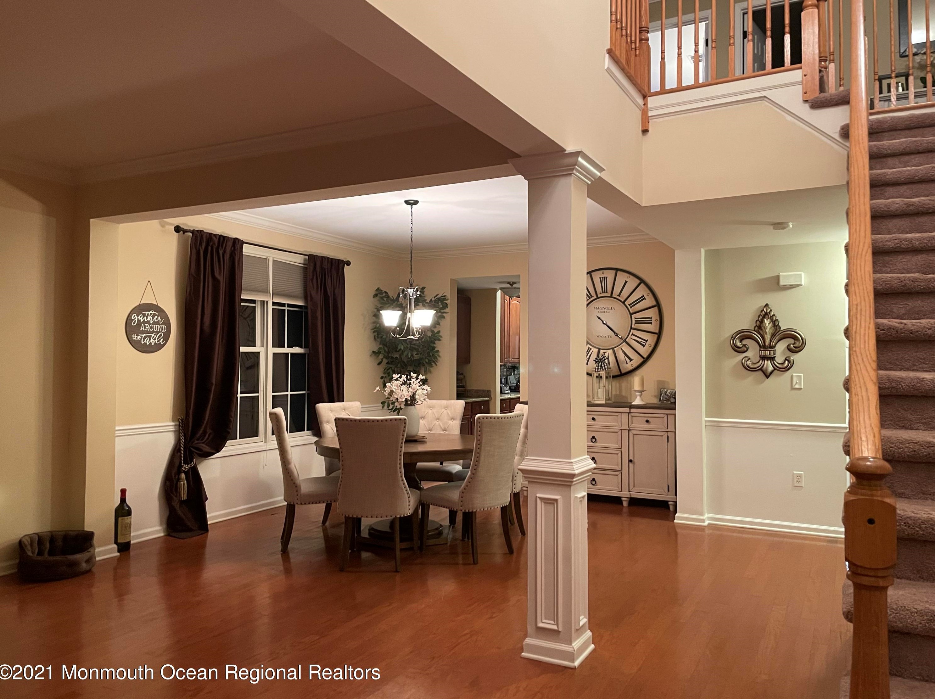 39 Springhouse Cir, Millstone Township, NJ 07726-4121