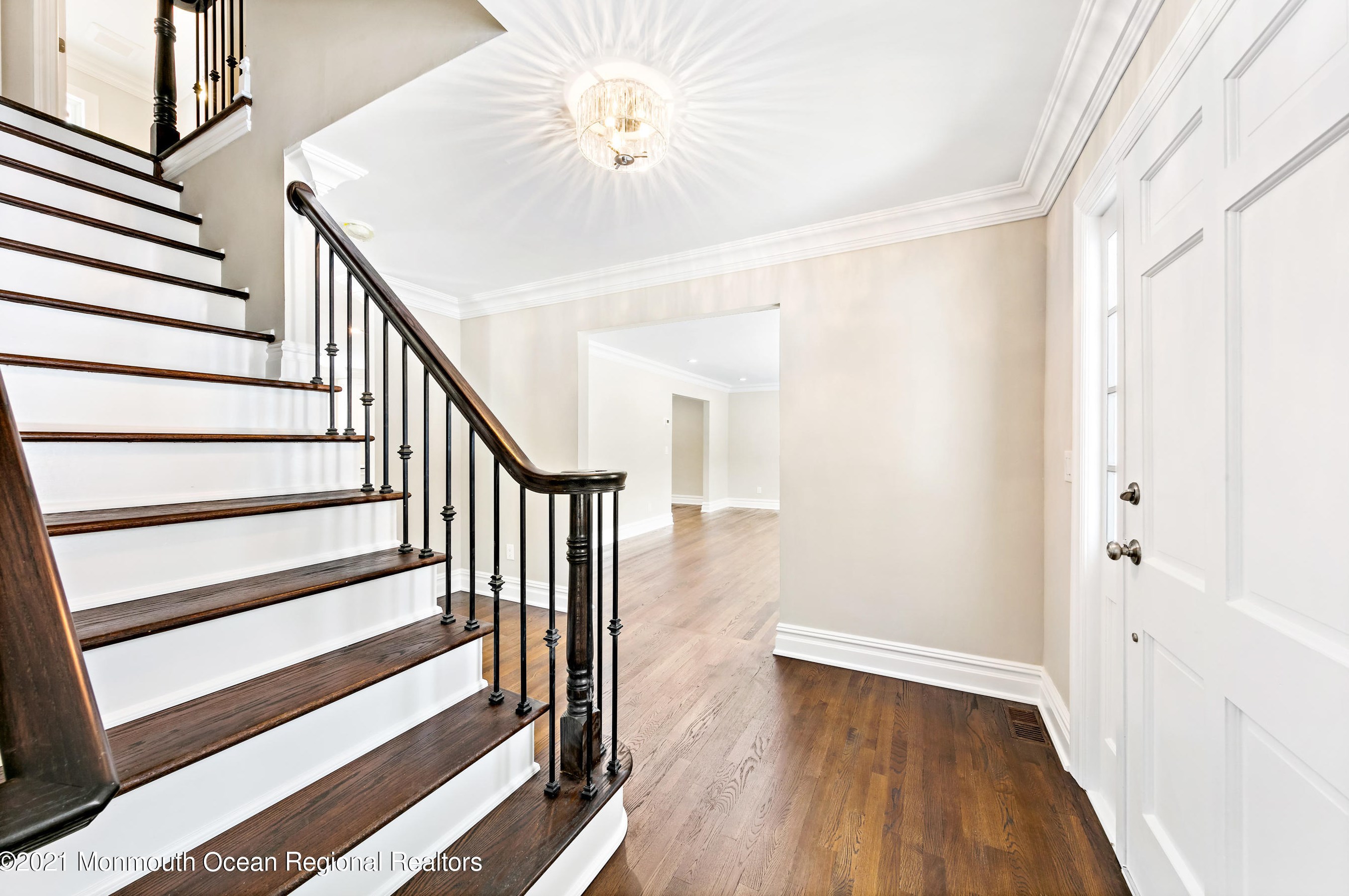 84 Heulitt Rd, Vanderburg, NJ 07722-1429