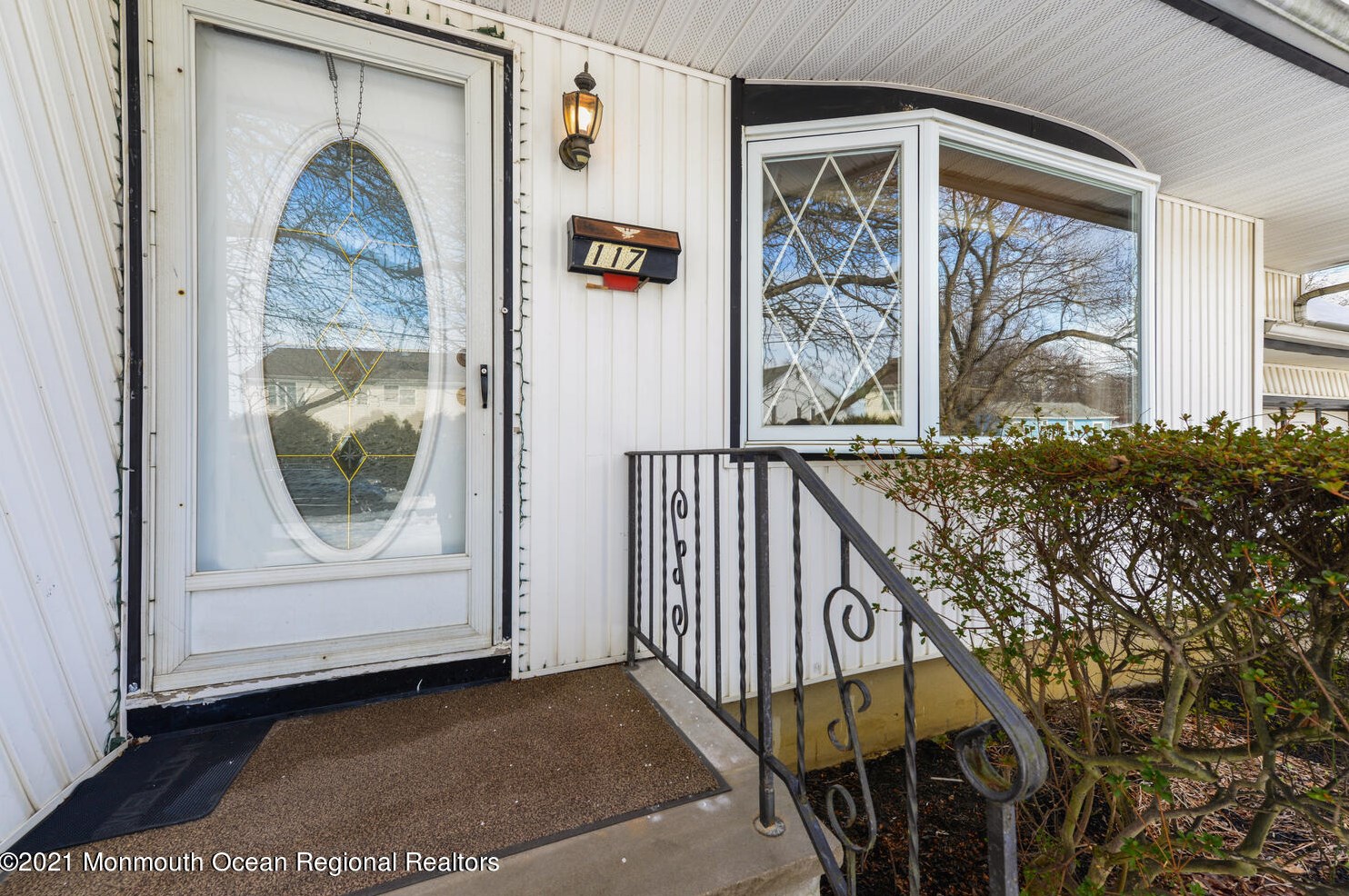 117 Delaware Ave, Cliffwood, NJ 07721-1022