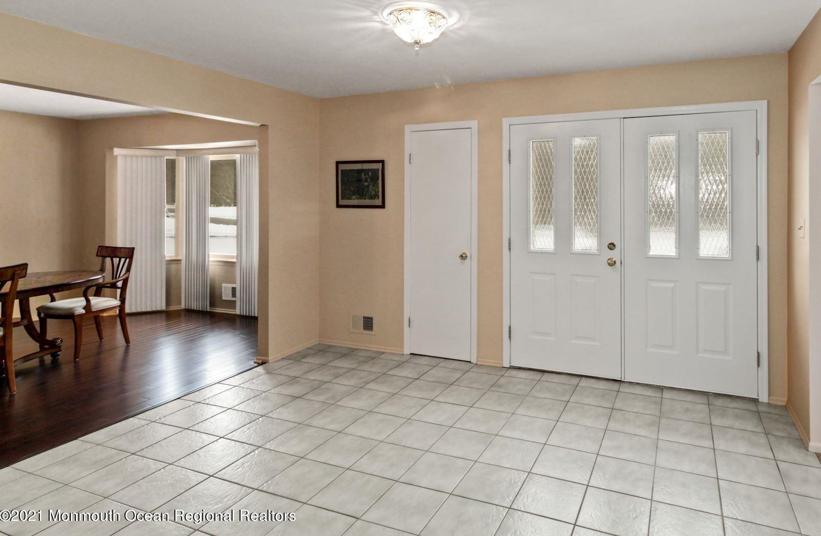 12 Denise Ct, Millstone Township, NJ 07726-4679