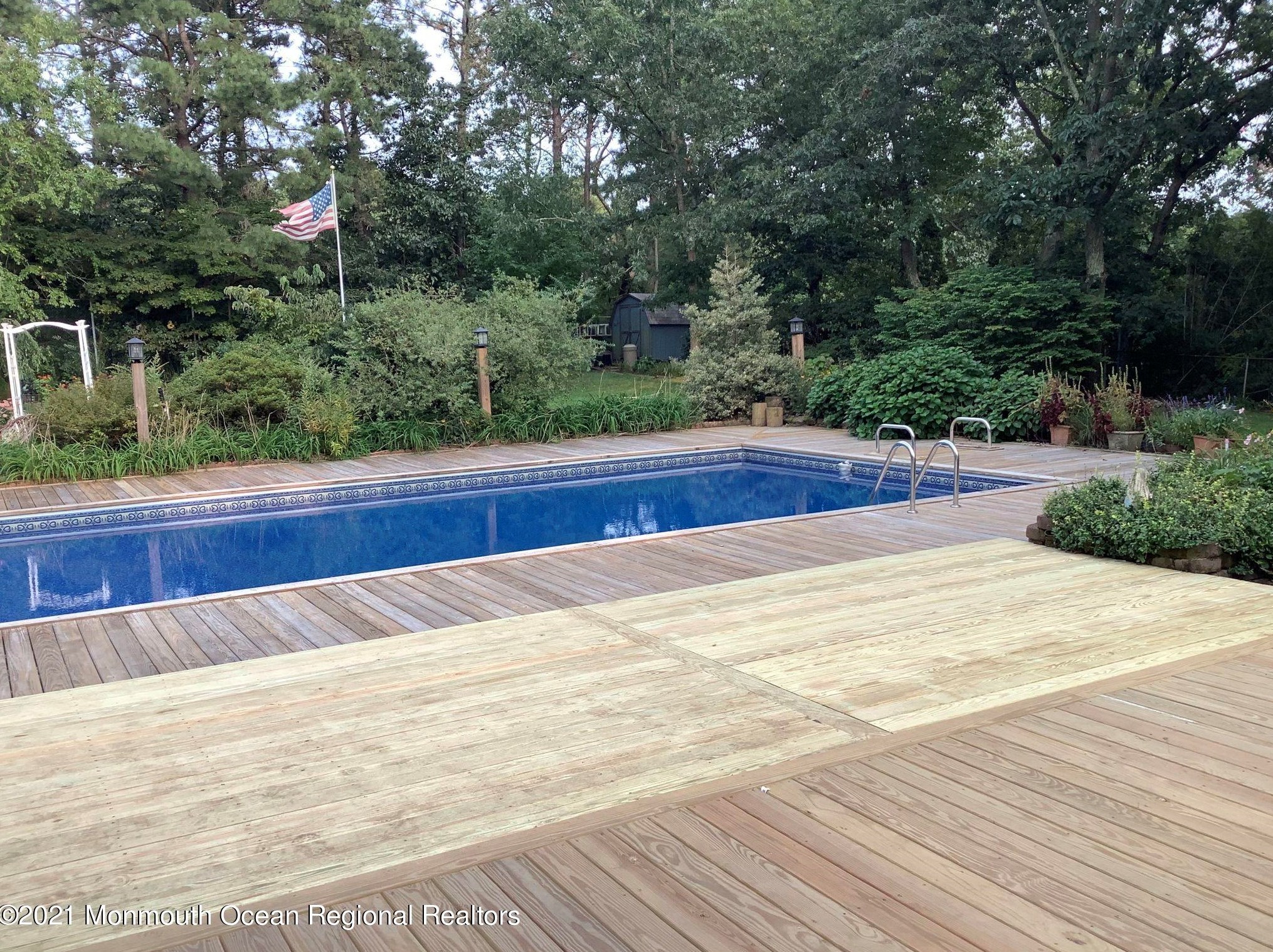 1759 Todd, Toms River NJ 08755-2128 exterior