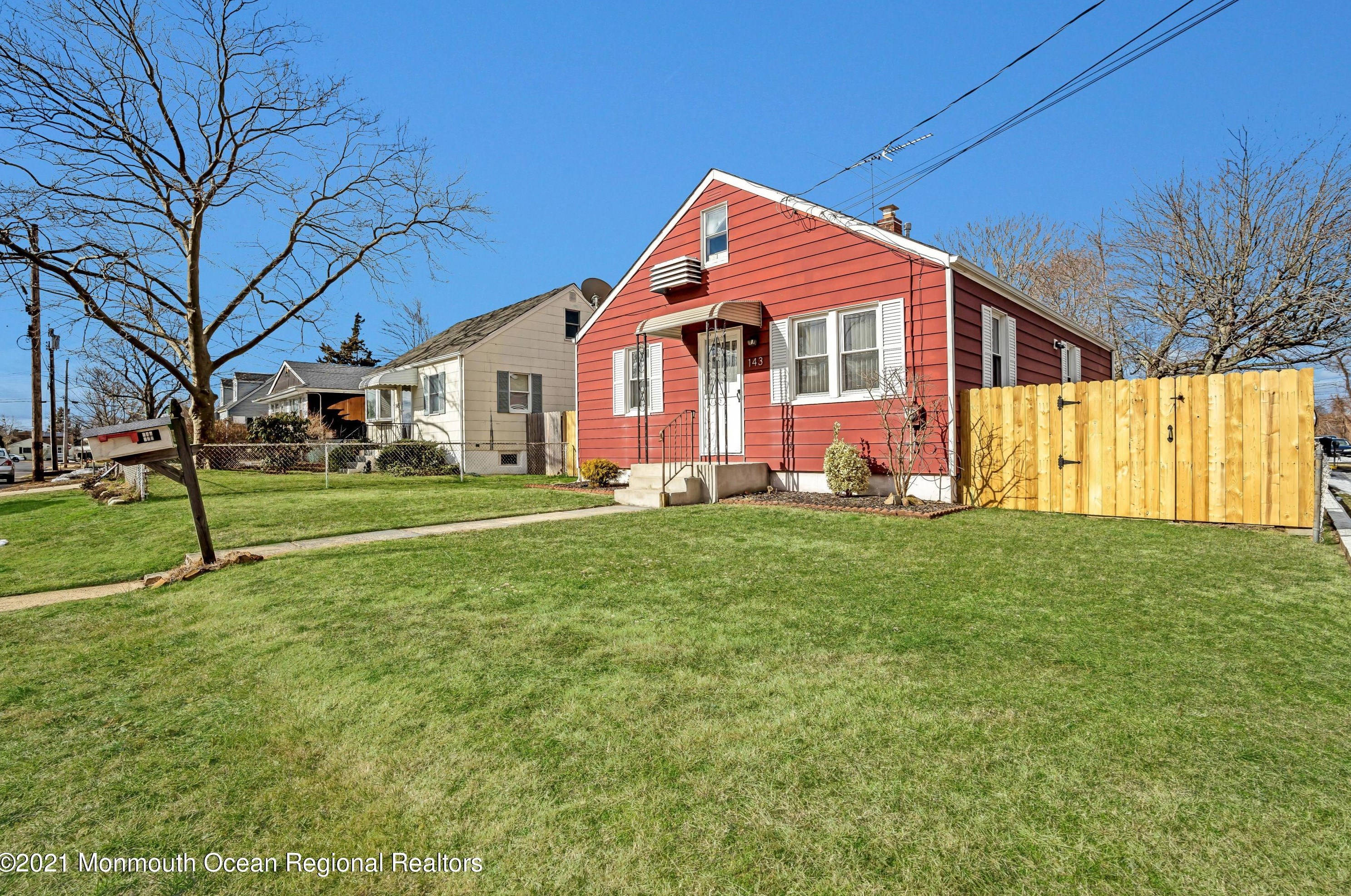 143 Essex Ave, Ideal Beach, NJ 07734-3255