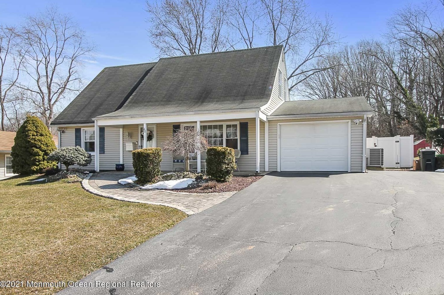 48 Ingram Cir, Matawan, NJ 07747-1715