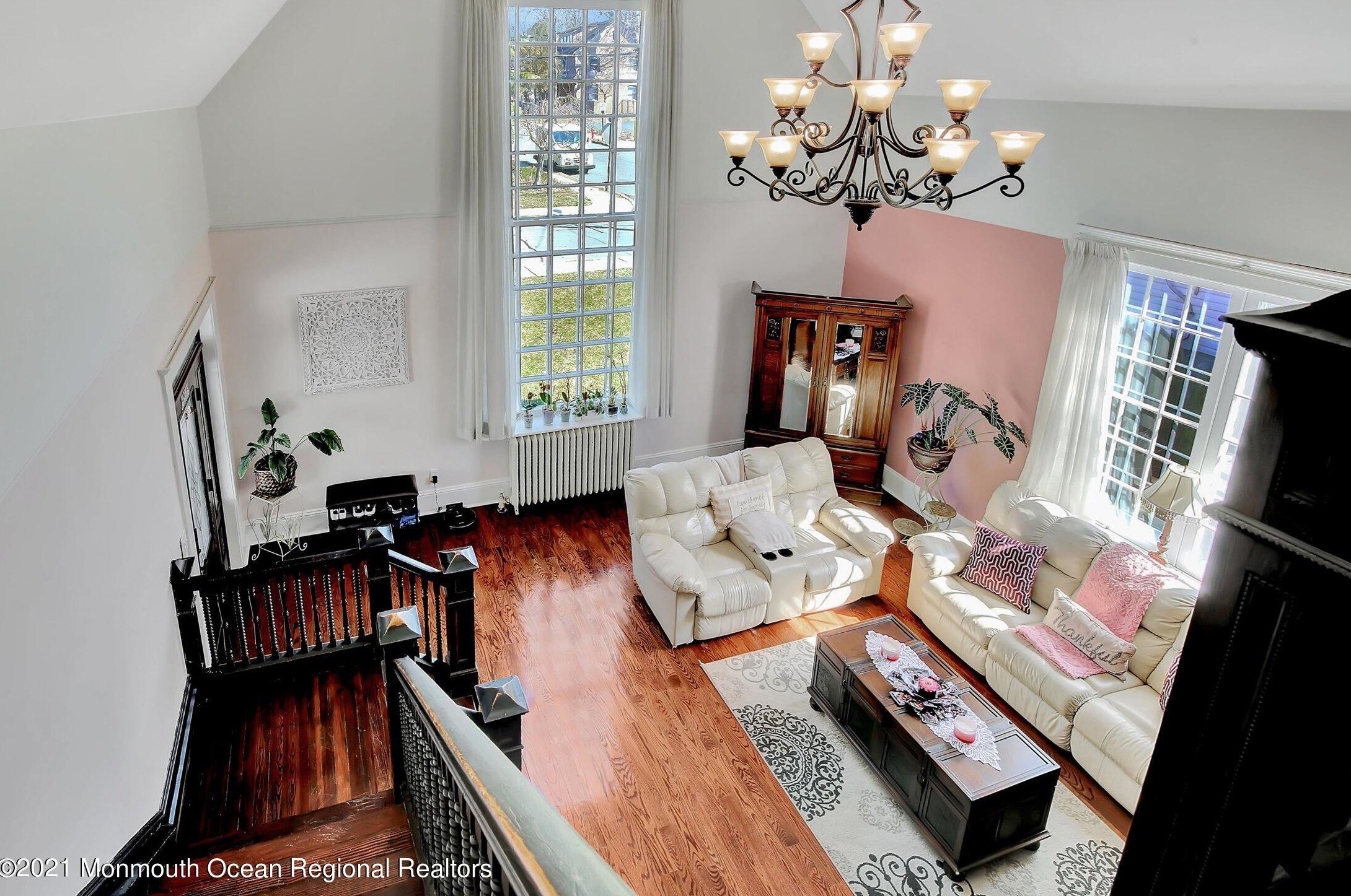 14 Church St, Matawan, NJ 07747-3118