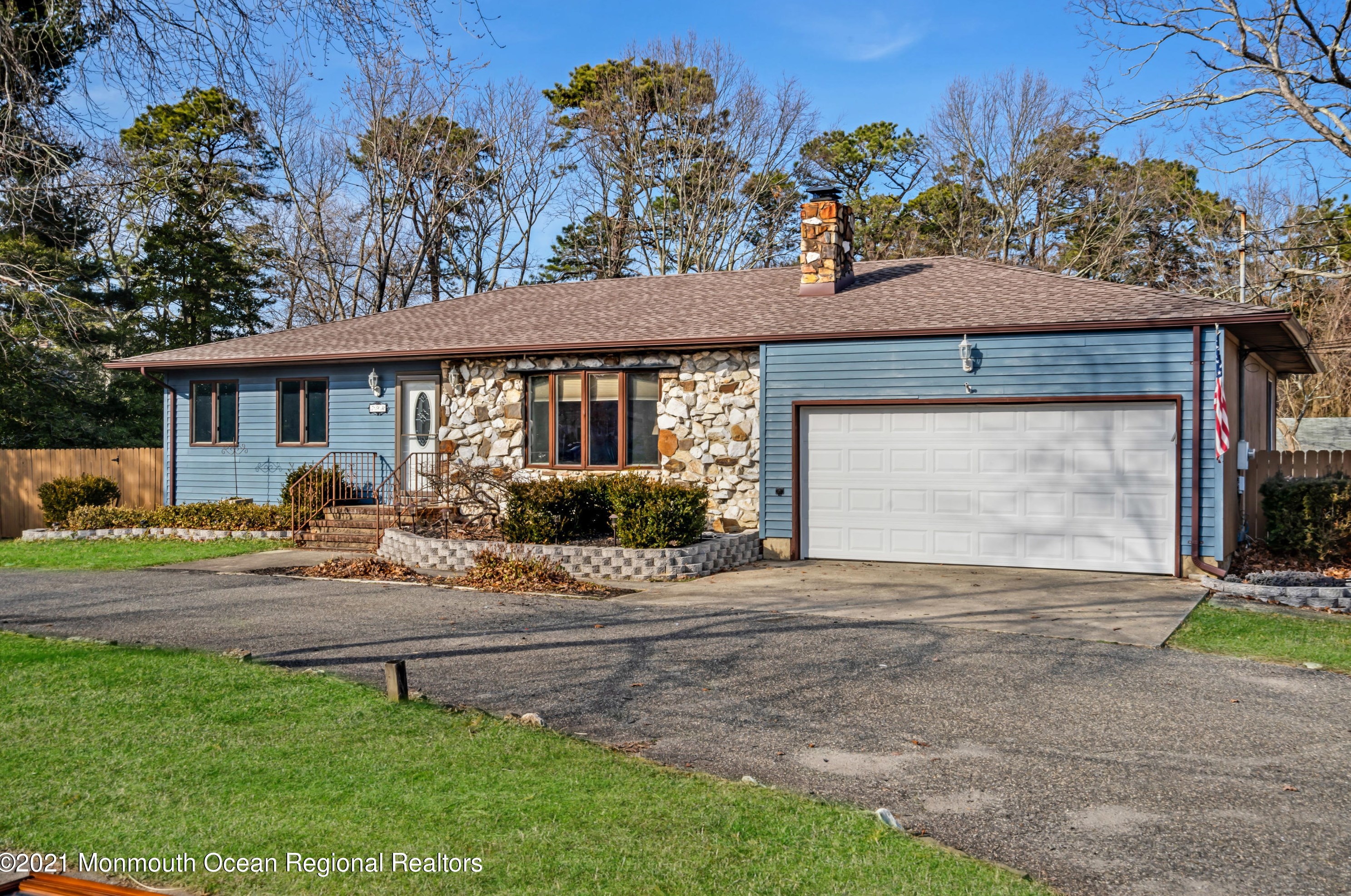 794 Rue Ln, Toms River, NJ 08753-3441
