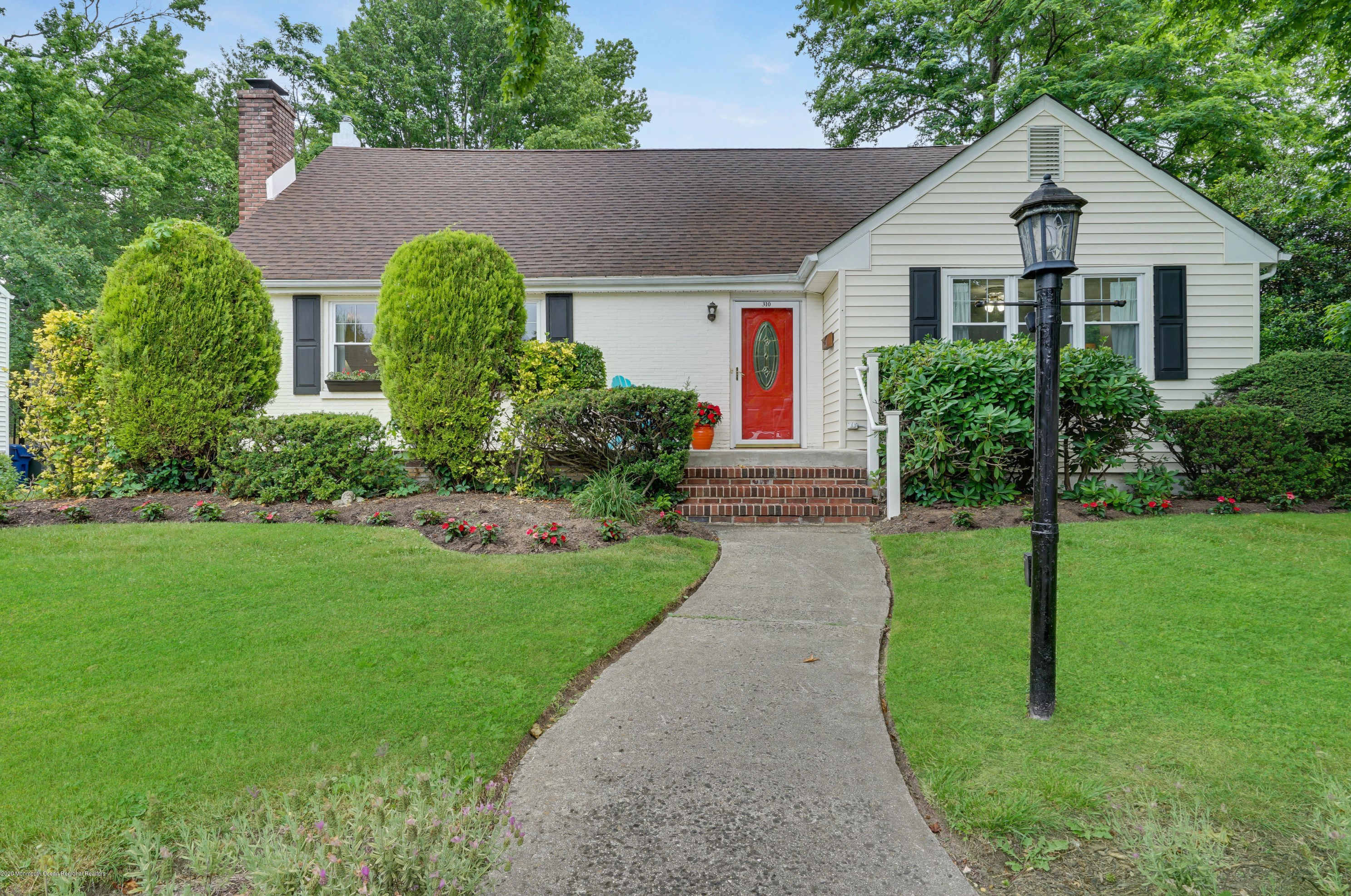 310 Lakeview Ave, Tinton Falls, NJ 07712