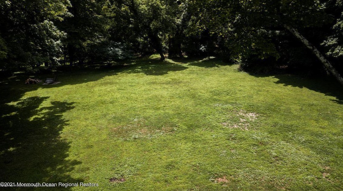 72 Main St, Holmdel Village, NJ 07733