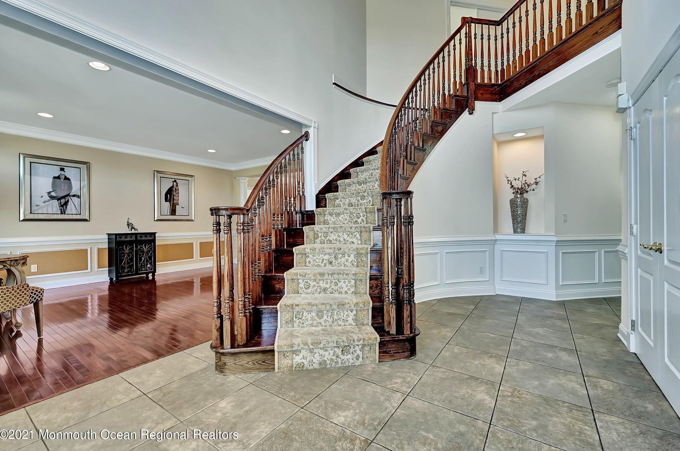 1 Silverleaf Way, Millstone Township, NJ 07726-3172