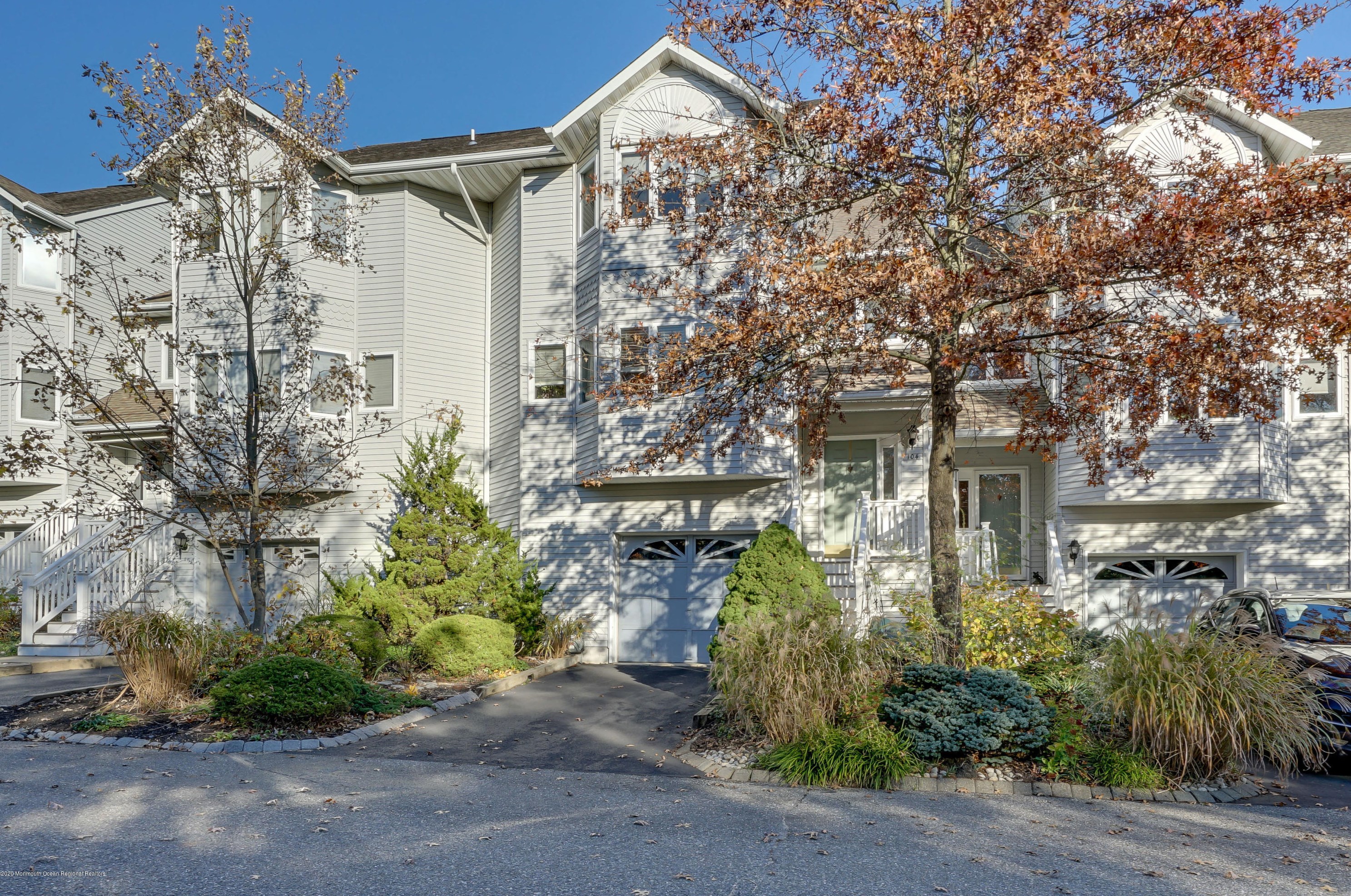 104 Geranium Ct, Toms River, NJ 08753-1339