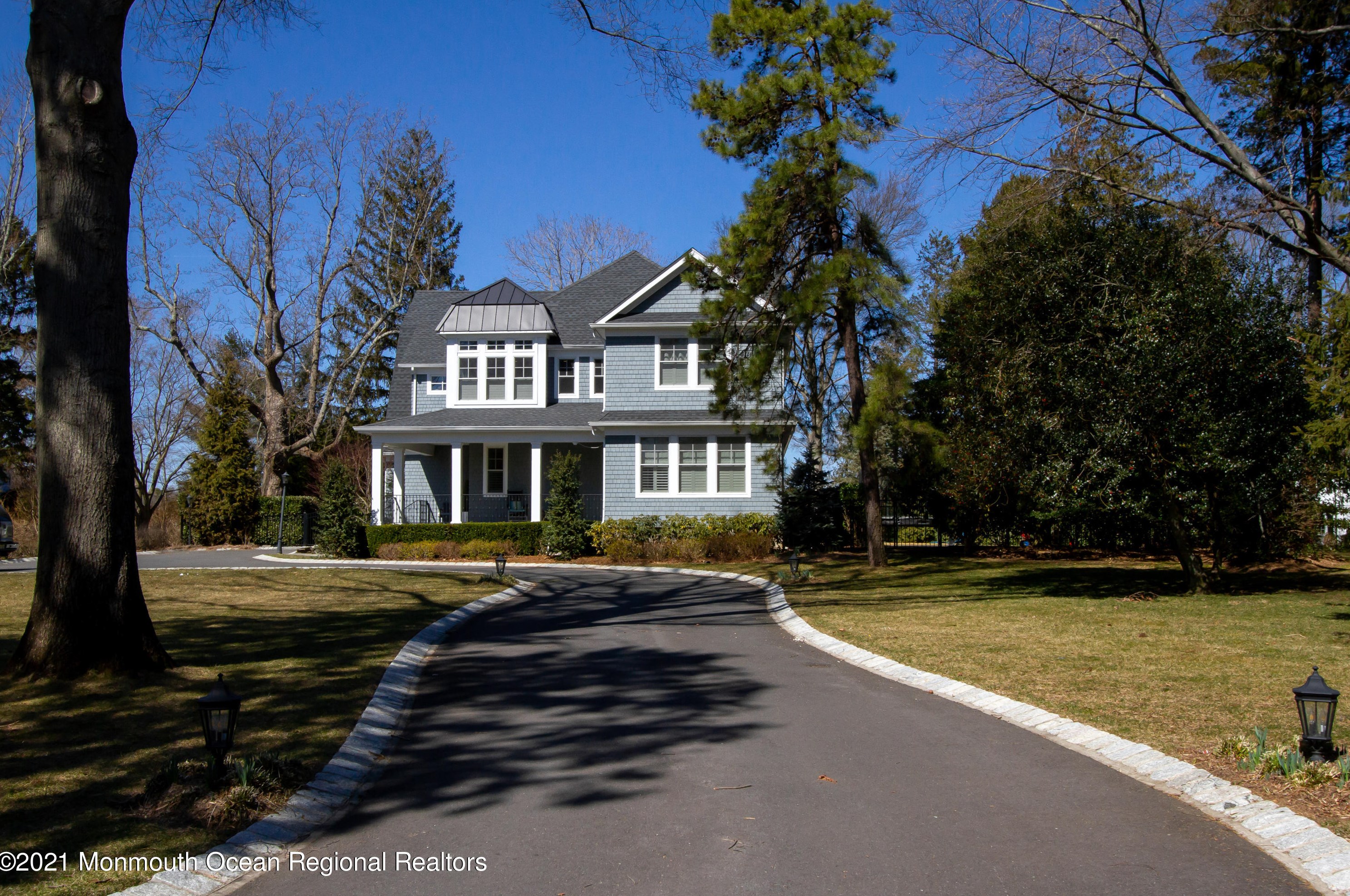 451 Little Silver Point Rd, Little Silver, NJ 07739