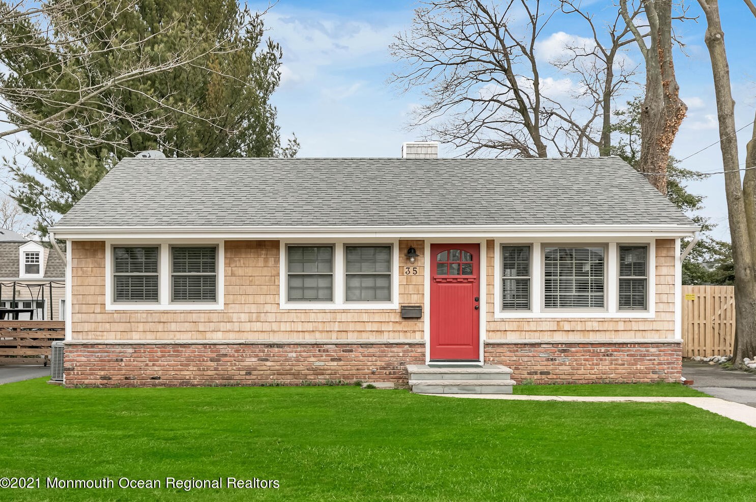35 Center St, Locust, NJ 07760-1750
