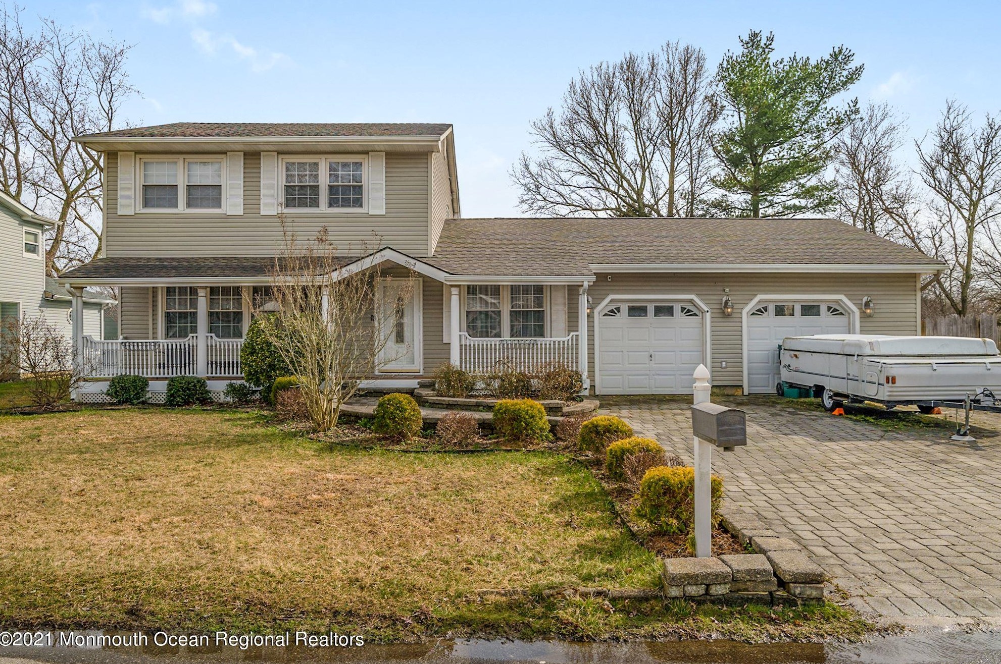 119 Lake Placid Dr, Tuckerton, NJ 08087-1223