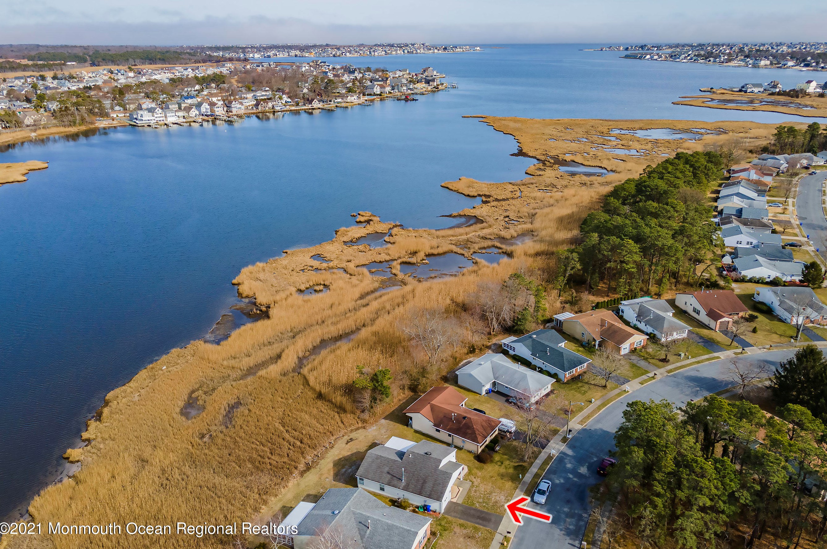 55 Nautilus Dr, Bricktown, NJ 08723