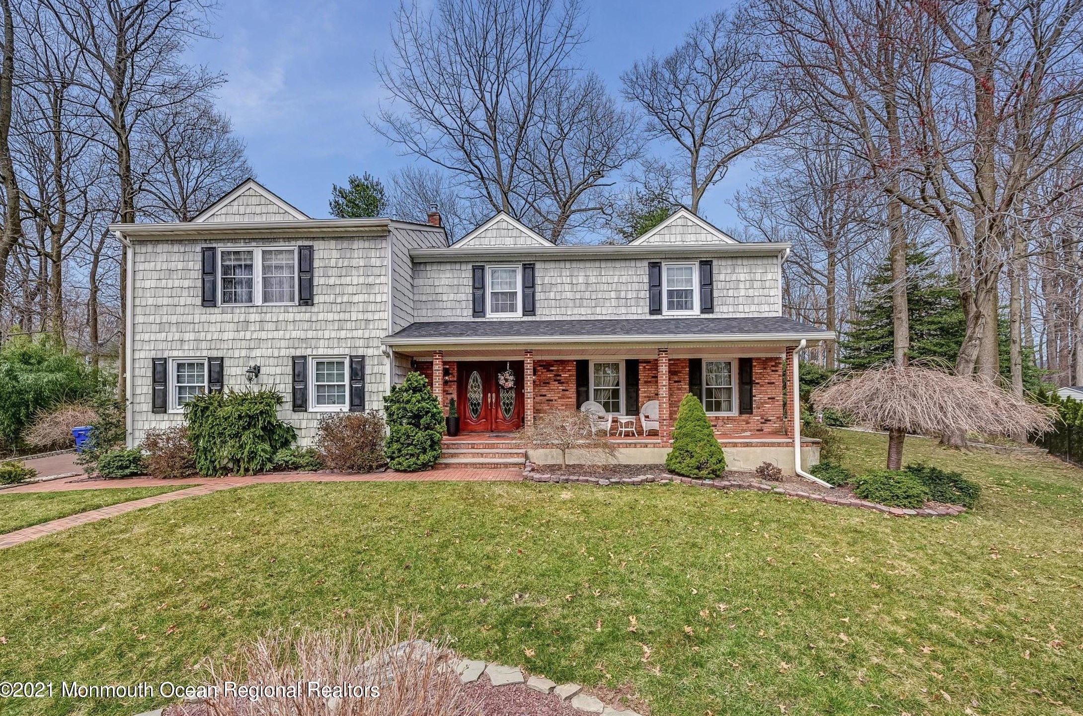 6 Heath Pkwy, Middletown, NJ 07748