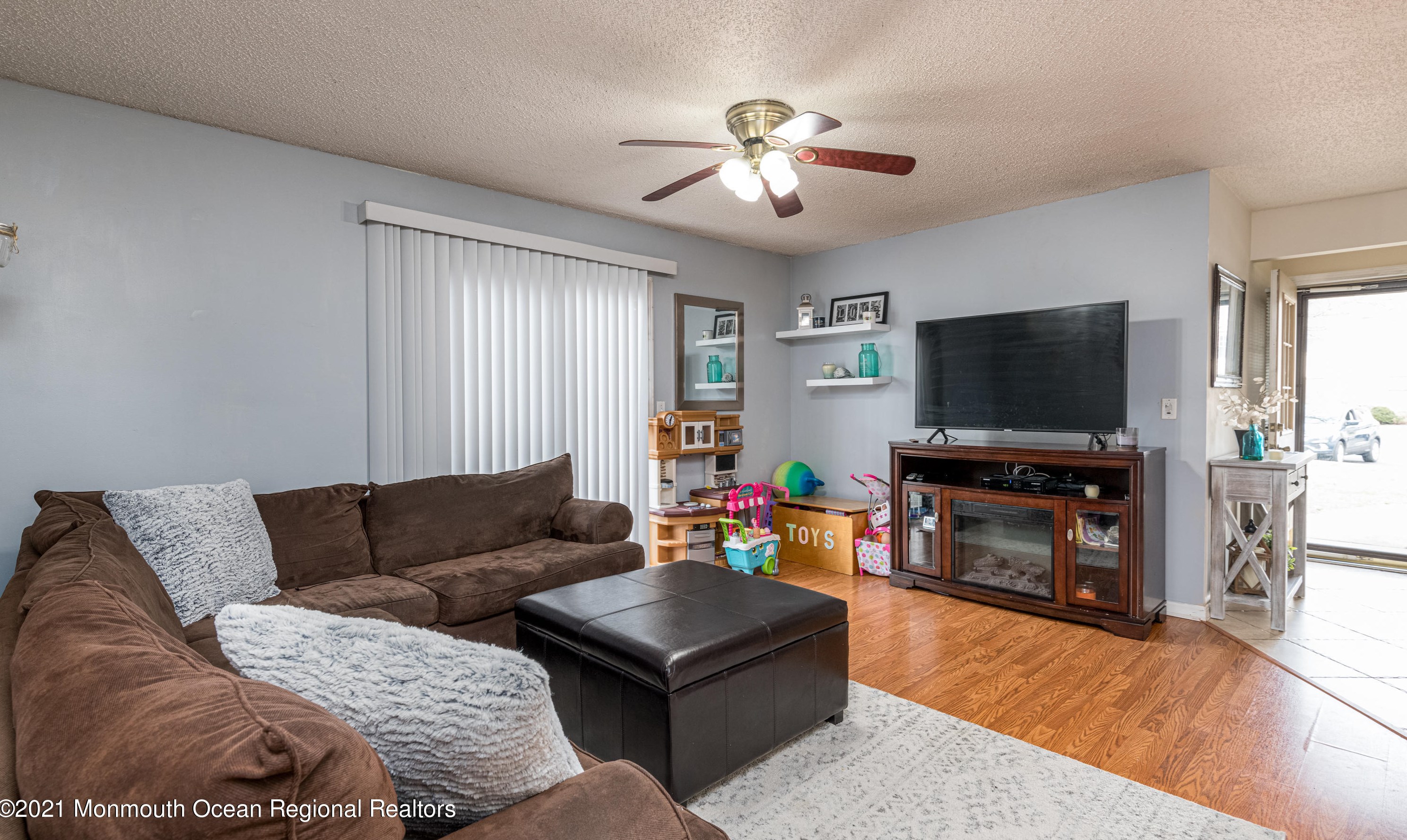 1110 Bluebell Dr, Jackson Twp, NJ 08527