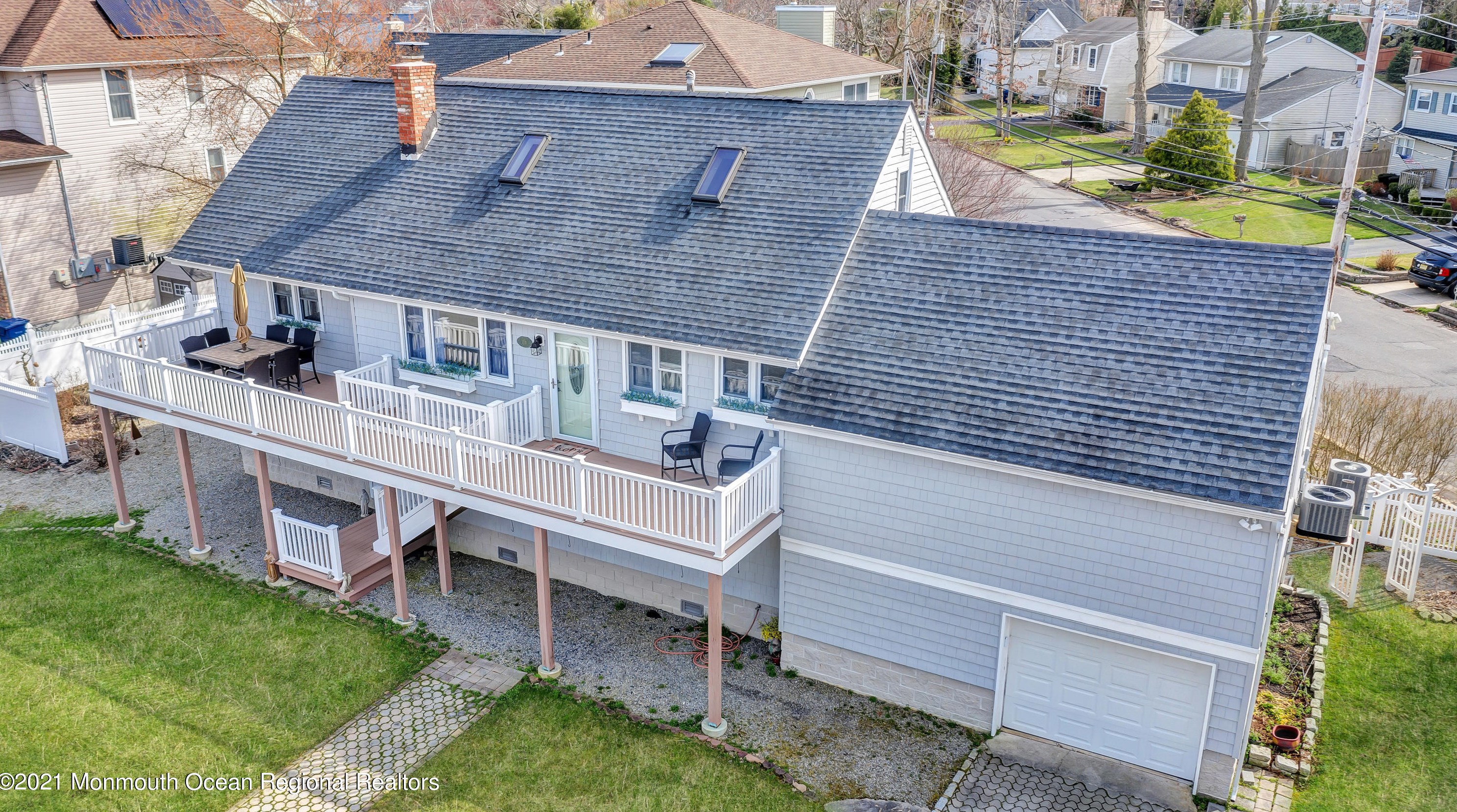 118 Beverly Way, Wall Township NJ  07753-5709 exterior