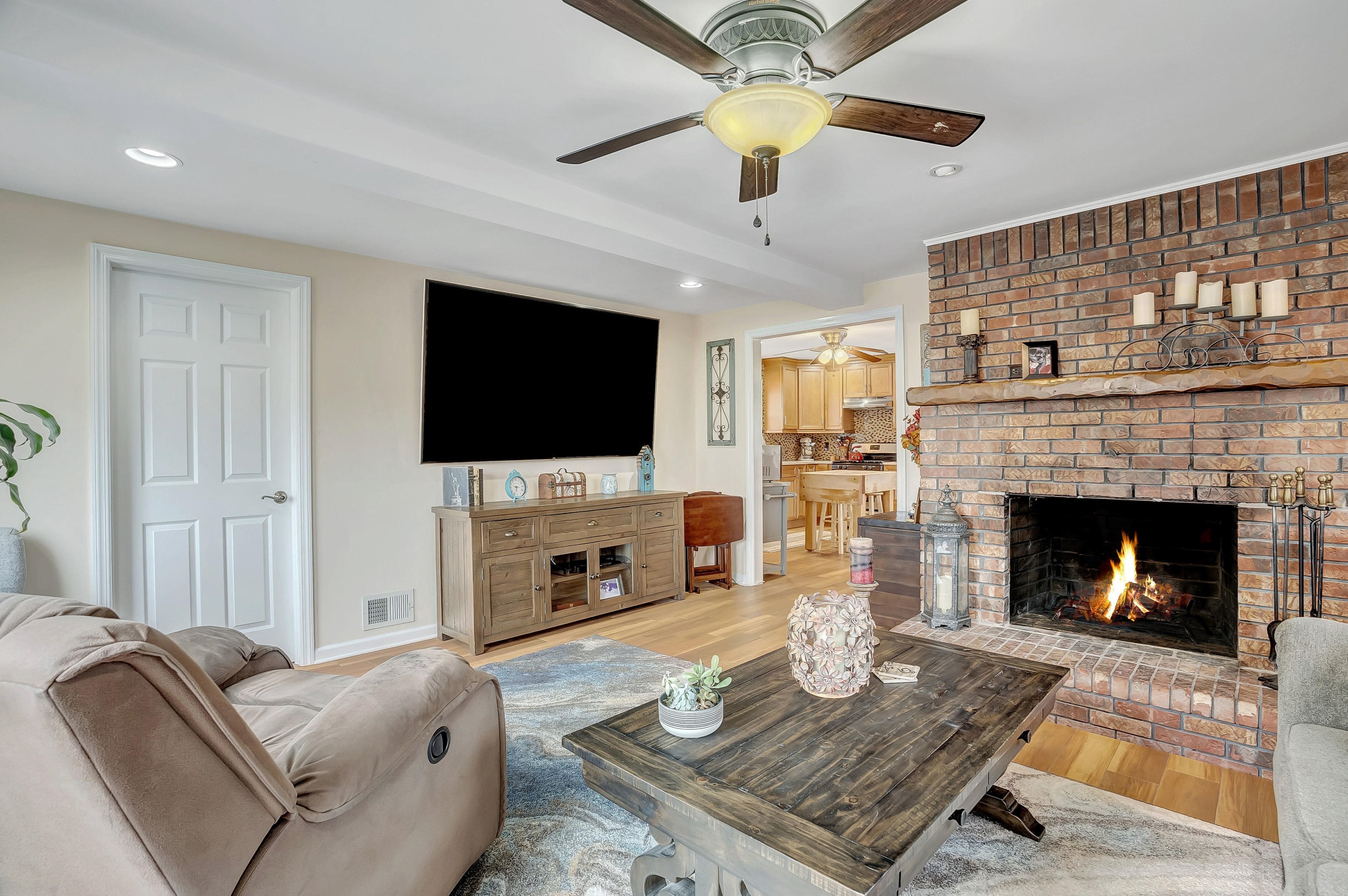 118 Beverly Way, Wall Township NJ  07753-5709 exterior