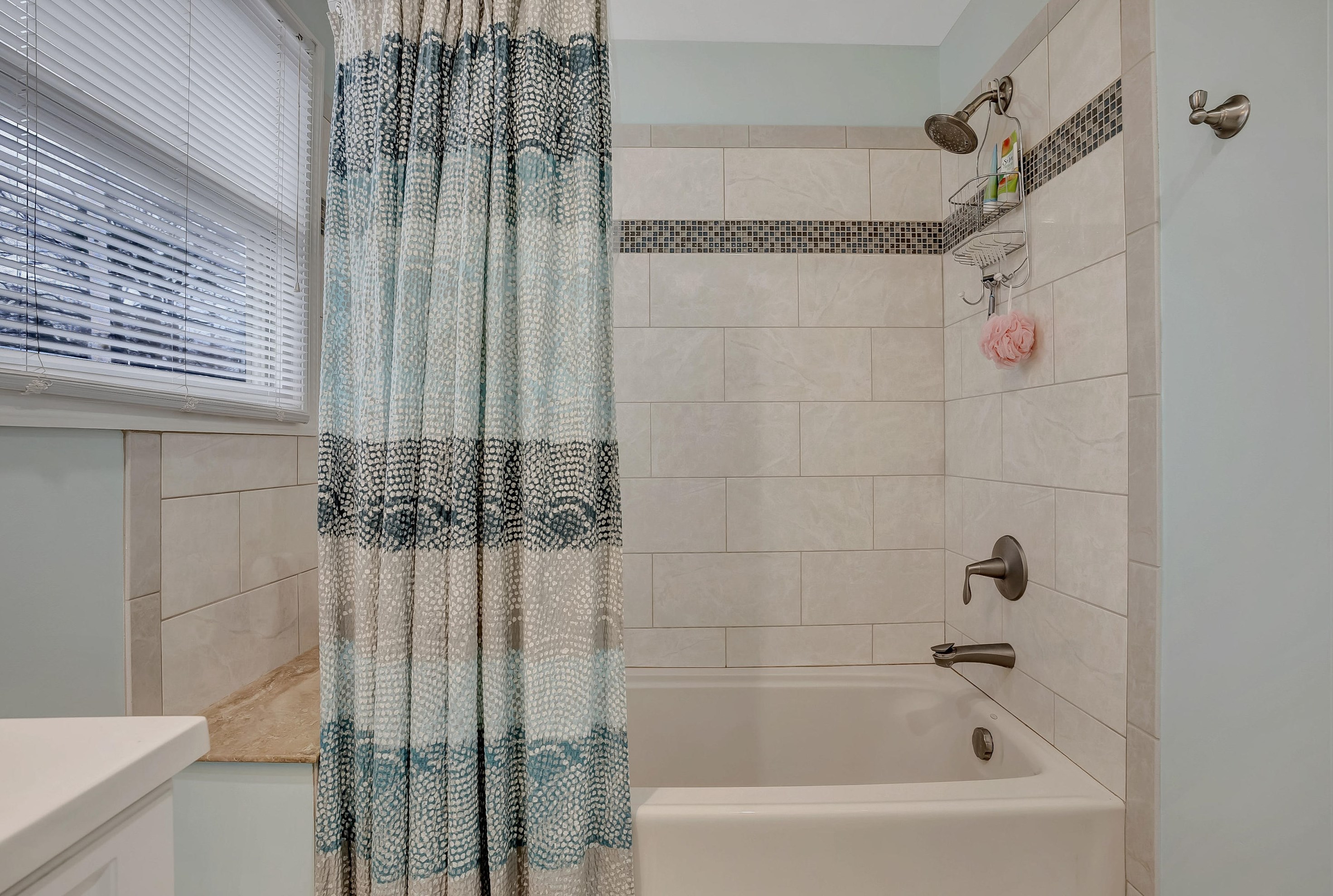 118 Beverly Way, Wall Township NJ  07753-5709 exterior