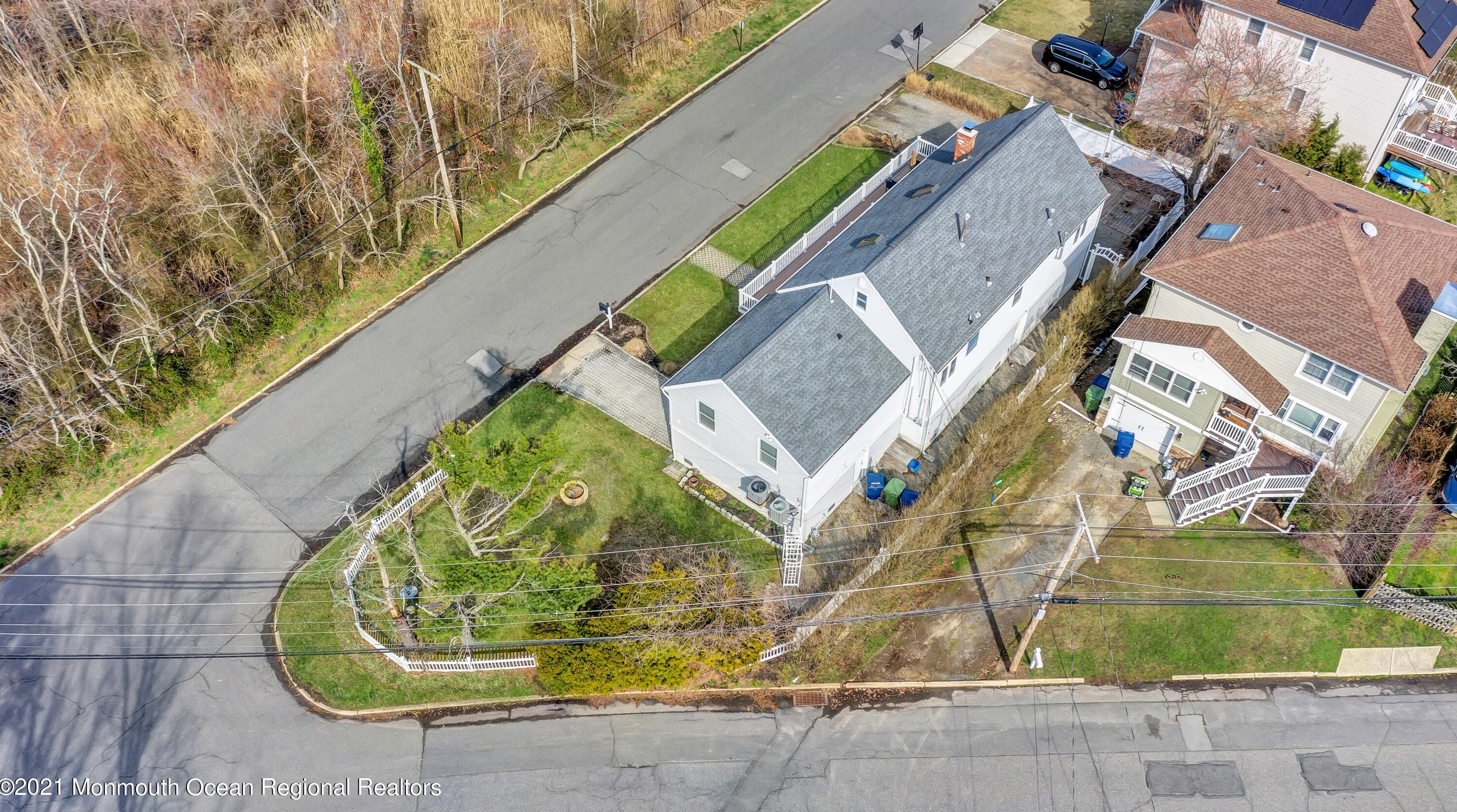 118 Beverly Way, Wall Township NJ  07753-5709 exterior