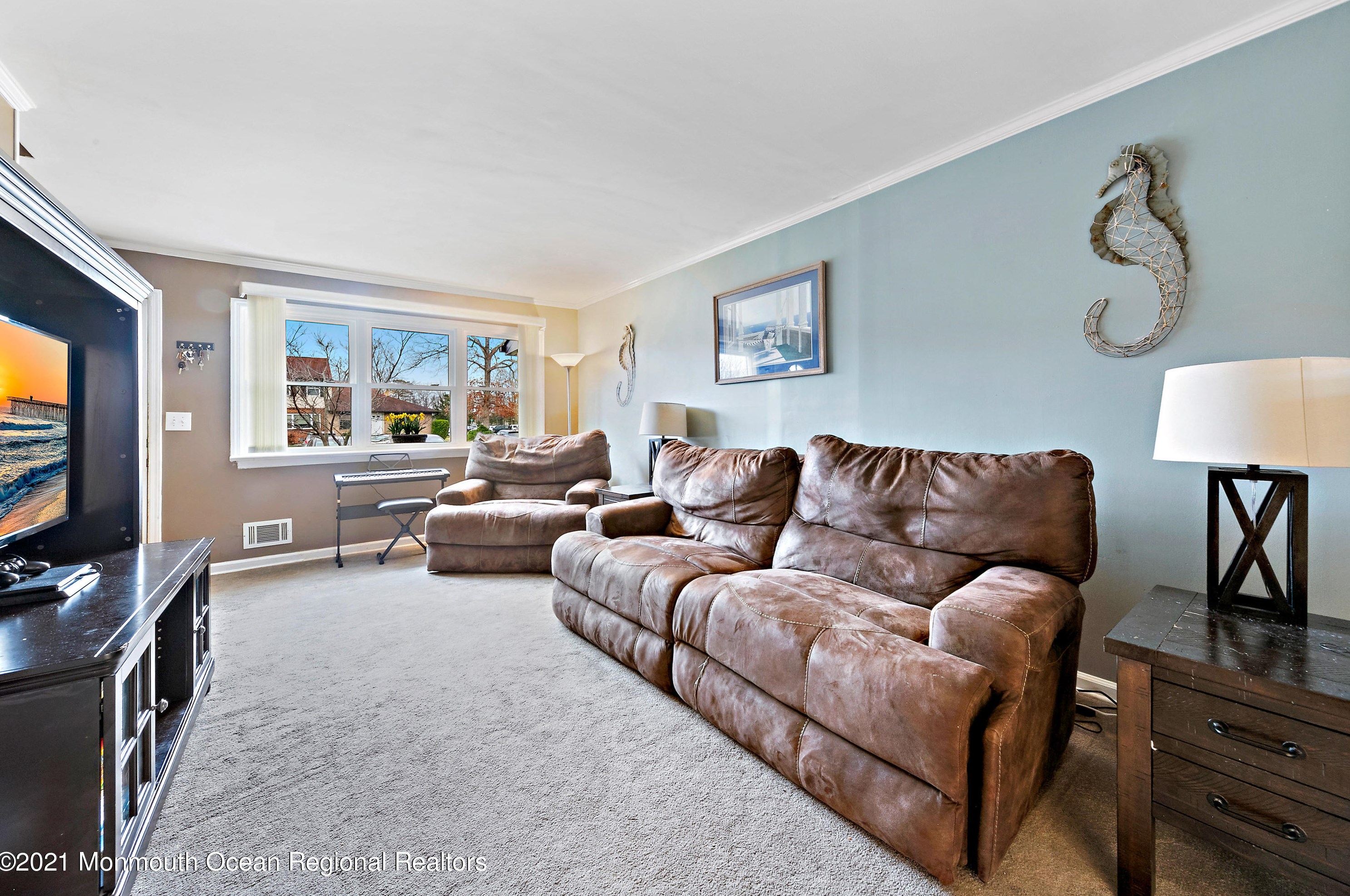 424 Lonna Ct, Bricktown, NJ 08724