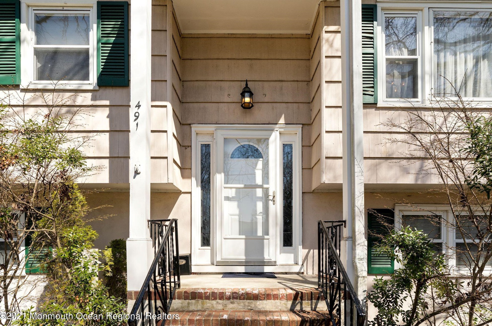 491 Garwood St, Oakhurst NJ  07755-1336 exterior