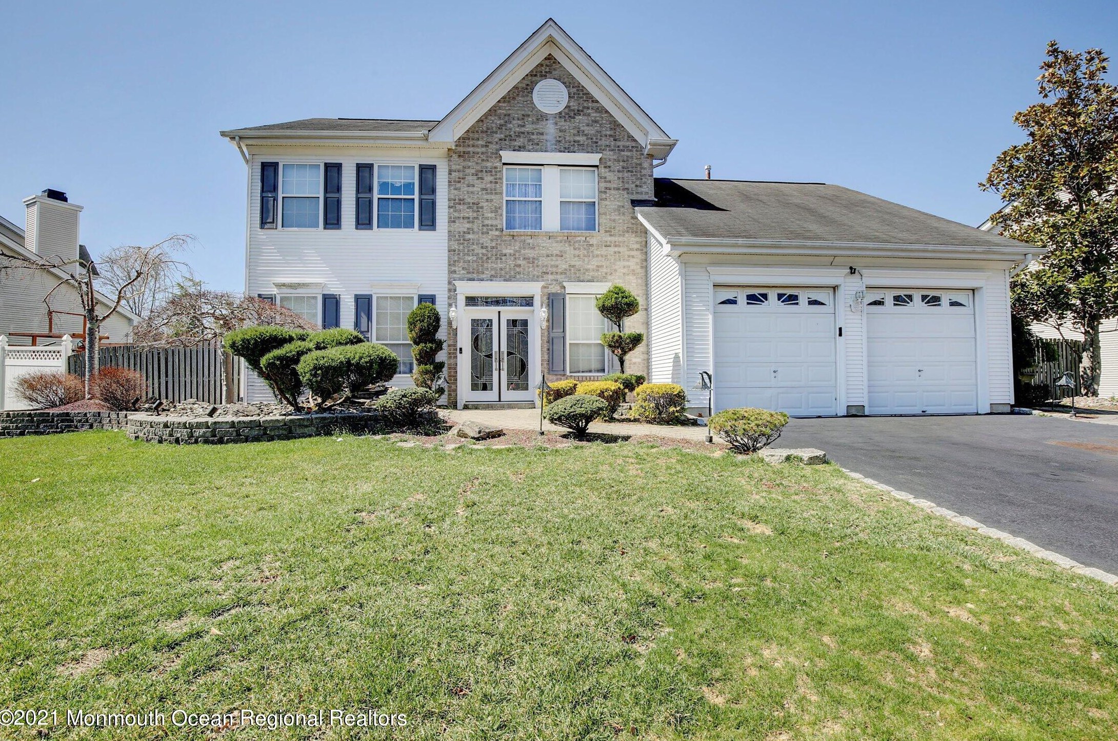 238 Sorrel Dr, Morganville, NJ 07751-4084