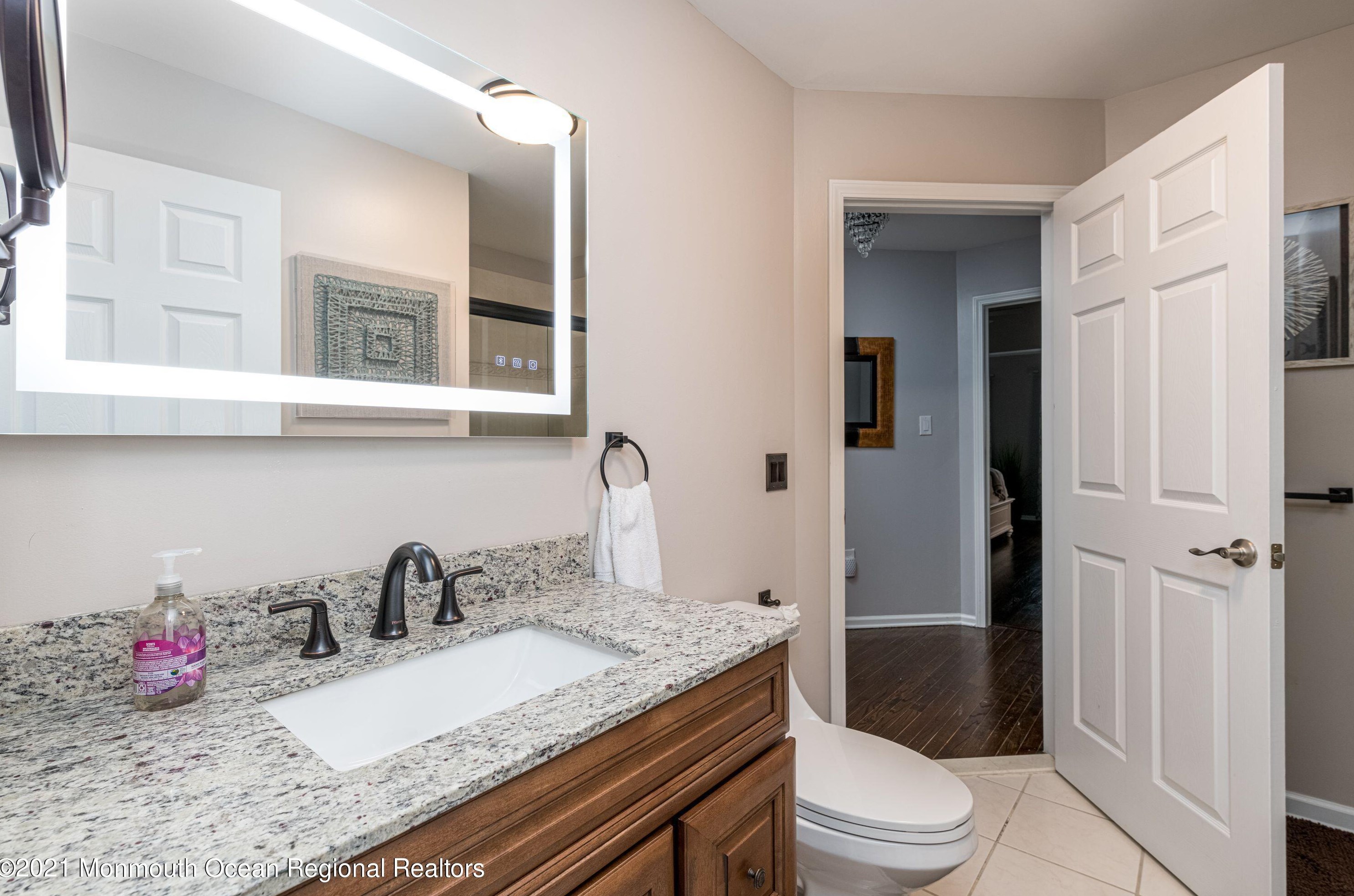 49 Aspen Way, Matawan NJ  07747-1941 exterior