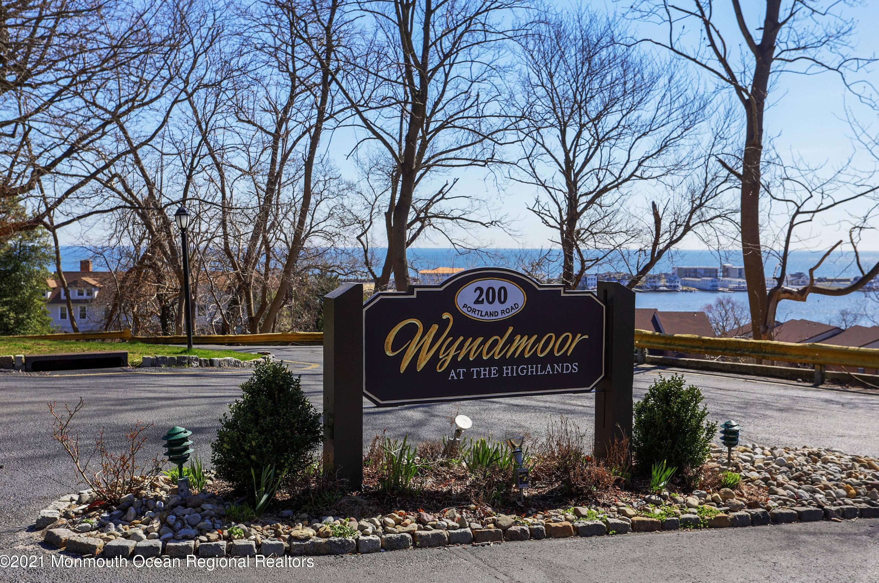 200 Portland Rd Apt C-2, Monmouth Hills, NJ 07732