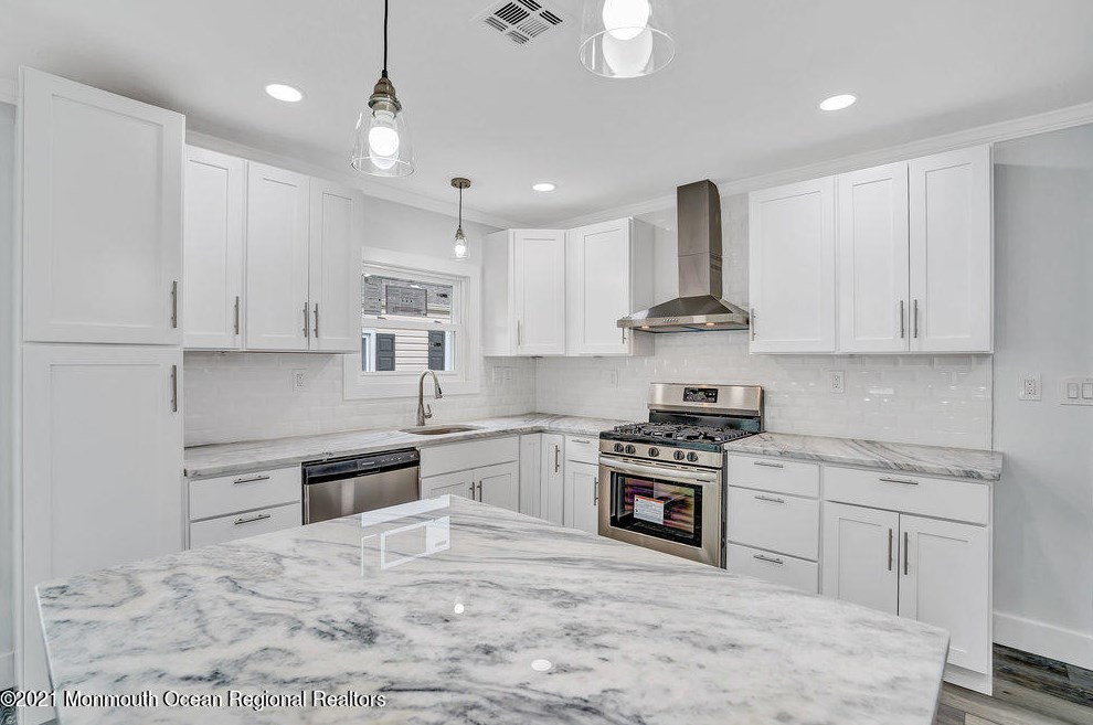 385 Costa Mesa Dr, Toms River NJ  08757-5734 exterior