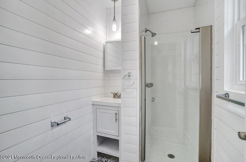 385 Costa Mesa Dr, Toms River NJ  08757-5734 exterior