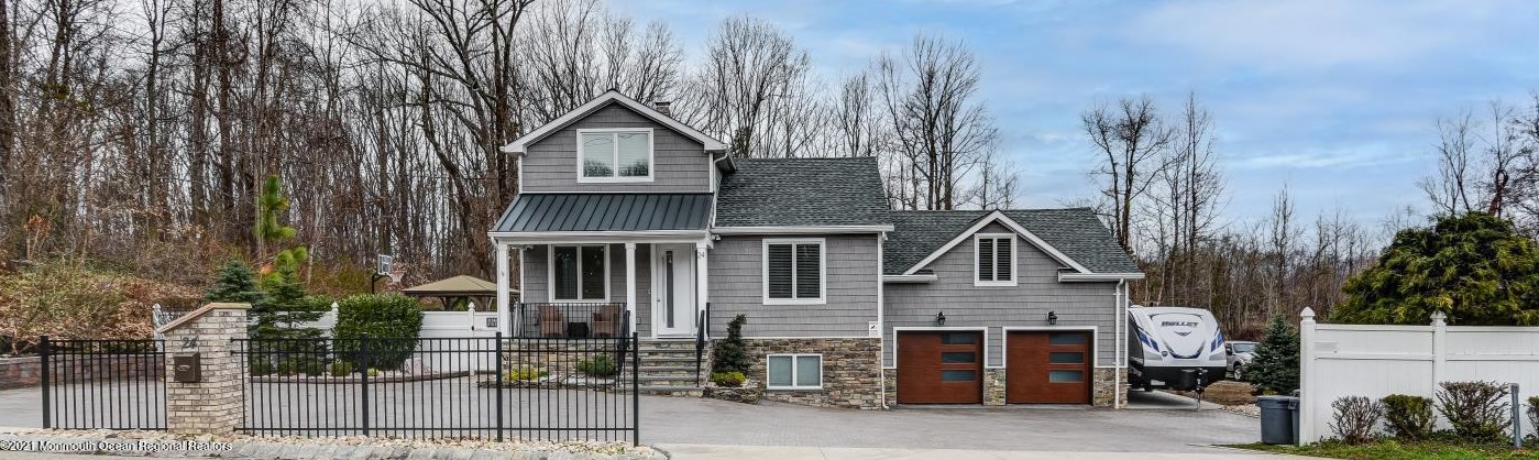 24 Texas Rd, Matawan, NJ 07747-9704