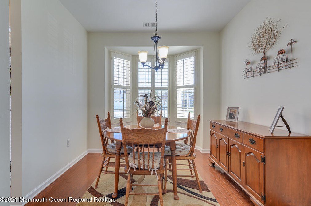 147 Huntington Dr, Jackson Twp, NJ 08527