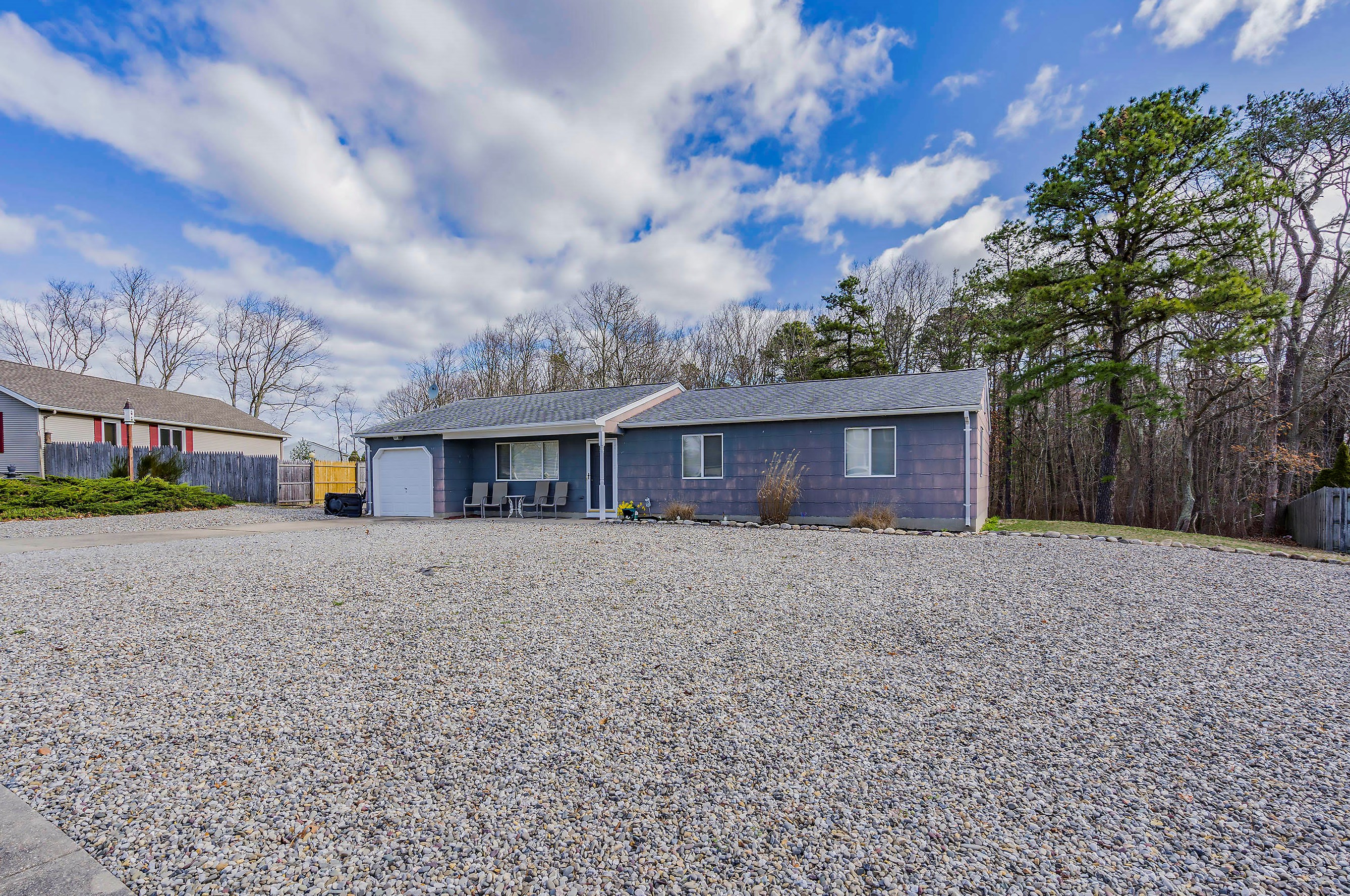 357 Flaam St, Toms River, NJ 08753-3572