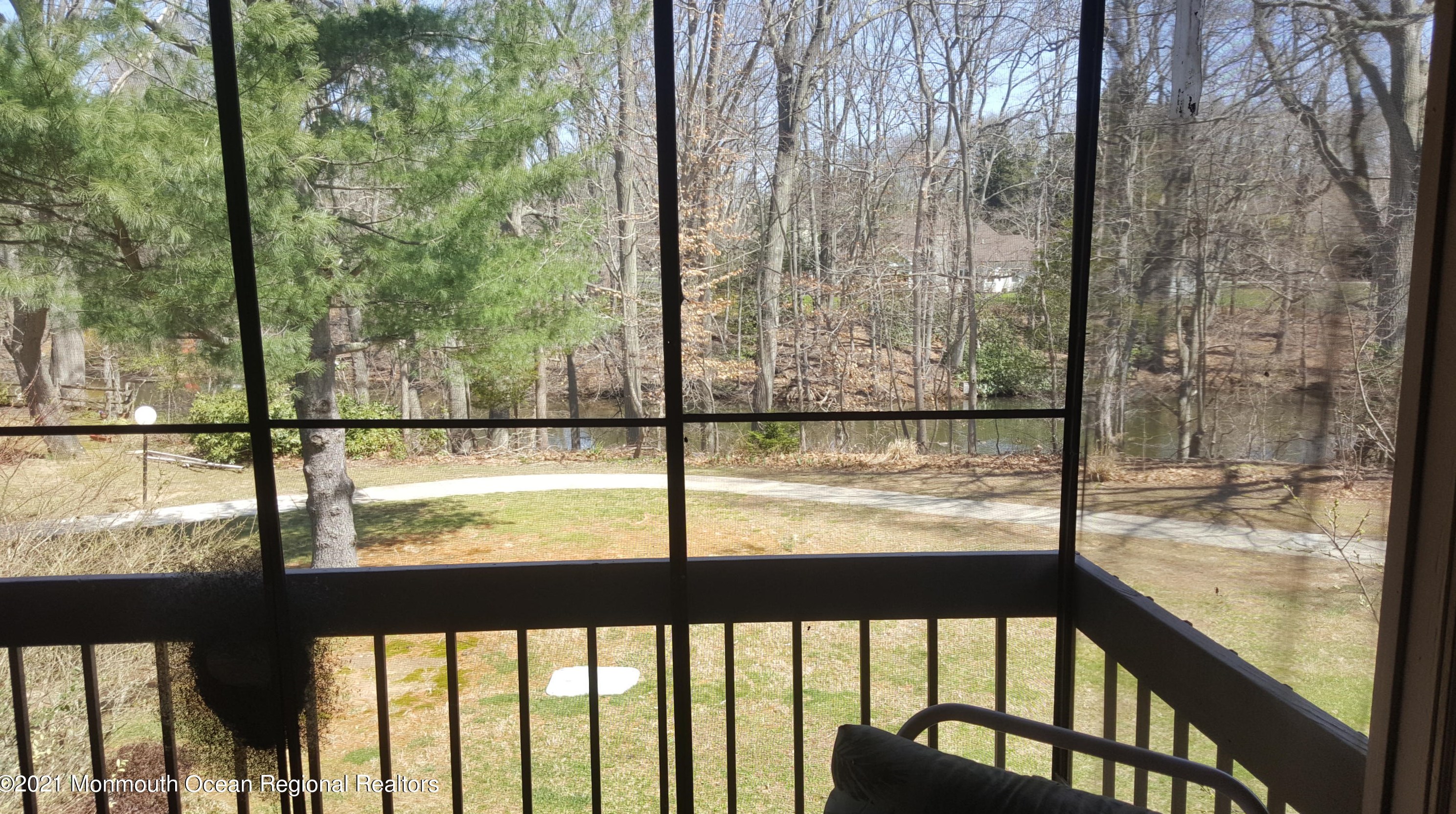 14 Augusta Ct, Tinton Falls, NJ 07701