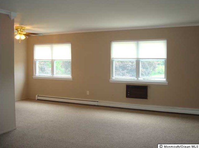 81 Stonehurst Blvd #f, East Freehold, NJ 07728