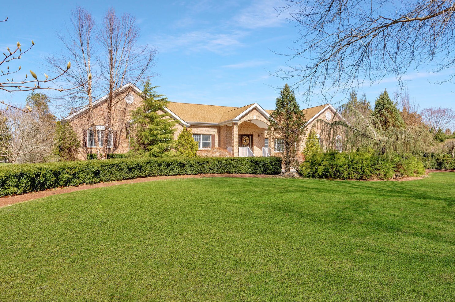 1 Clark Ct, Millstone Township, NJ 08510-7902