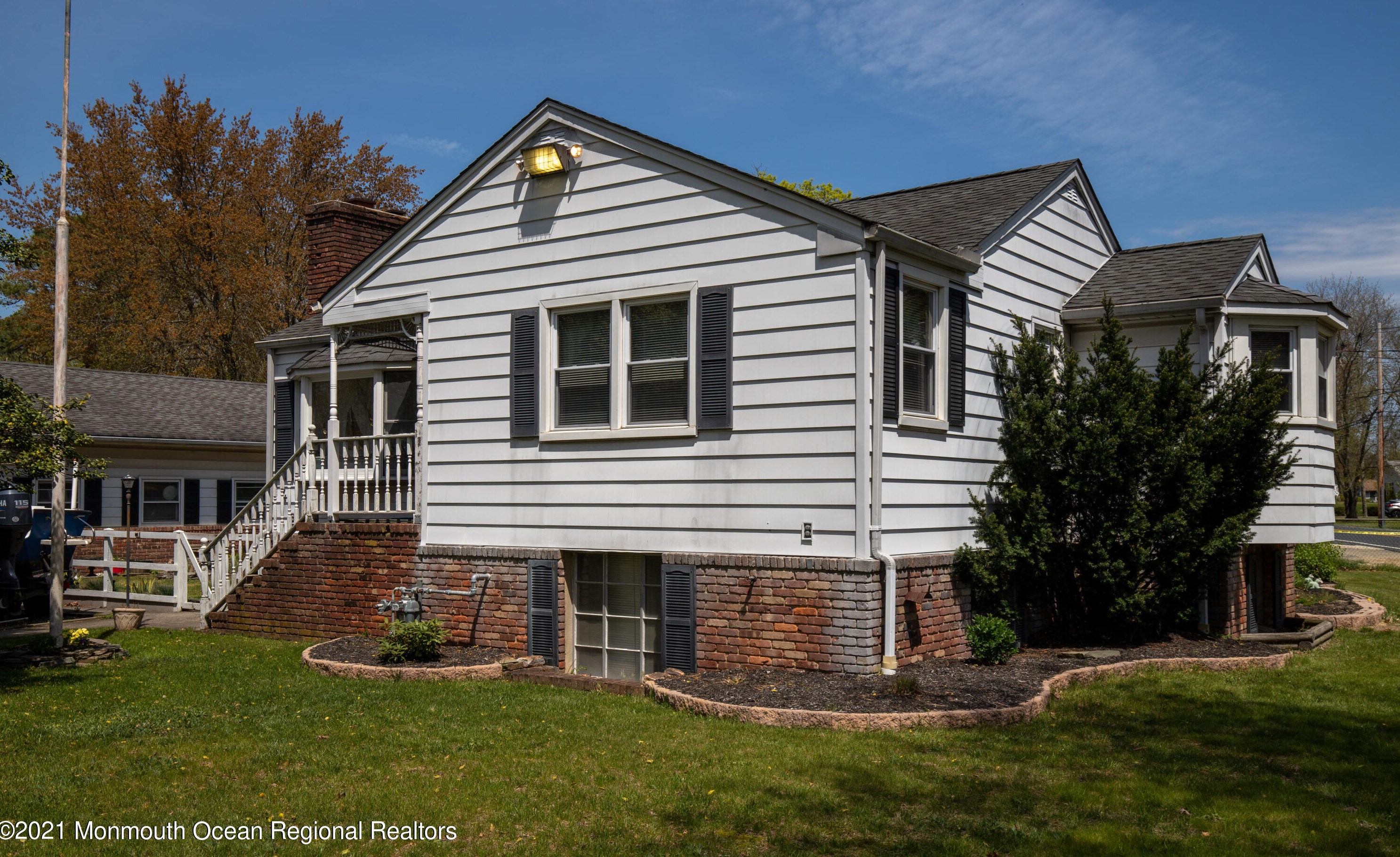 4 Smith St, Wall Township, NJ 07731