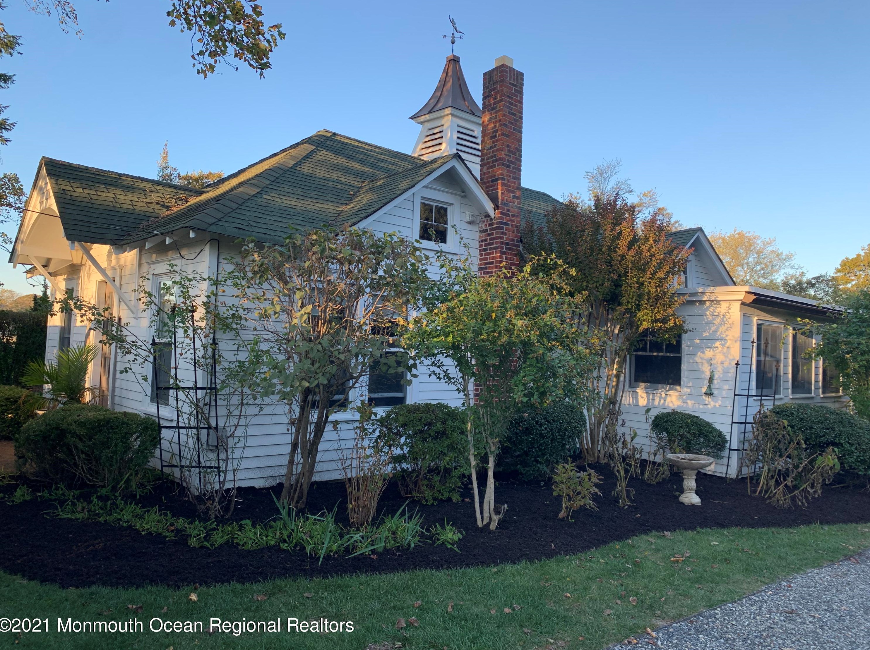 9 Tyson Ln, Locust, NJ 07760